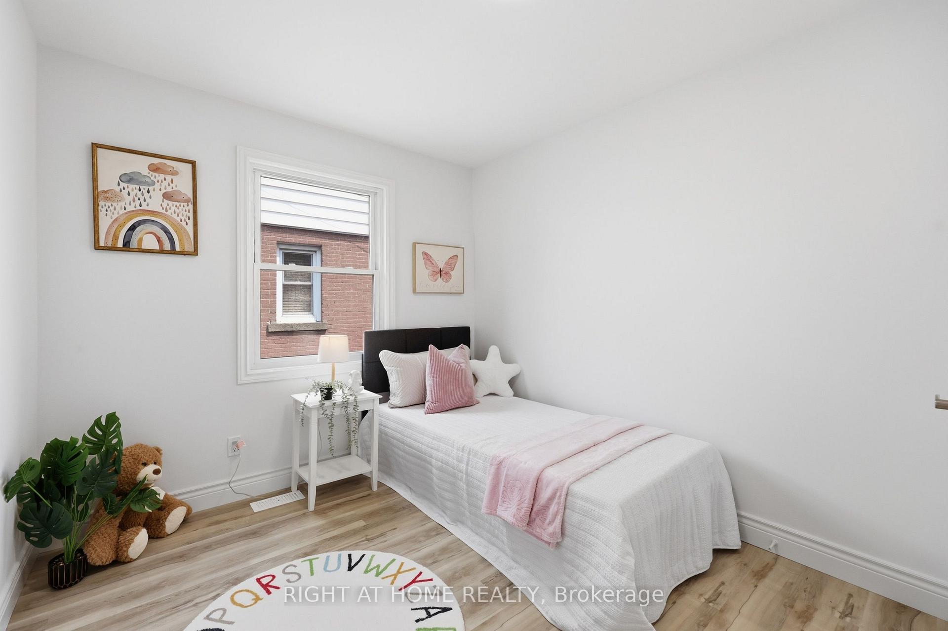 Photo 15 of Unit Main, 156 E36th Street, Hamilton, Raleigh — HOMEH