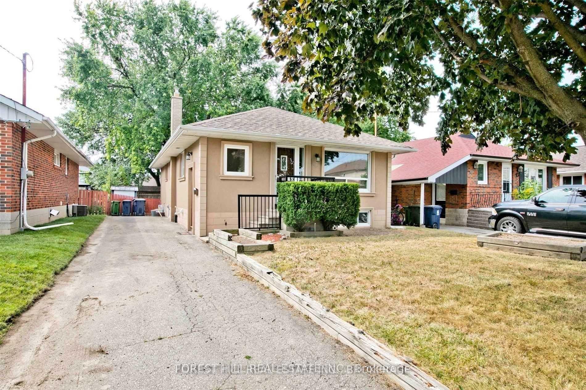 Front of 25 Joanna Drive