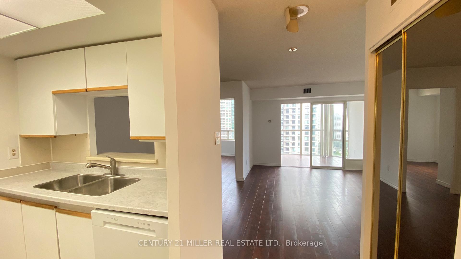 Photo 5 of Unit 1702, 285 Enfield Place, Mississauga, City Centre — HOMEH