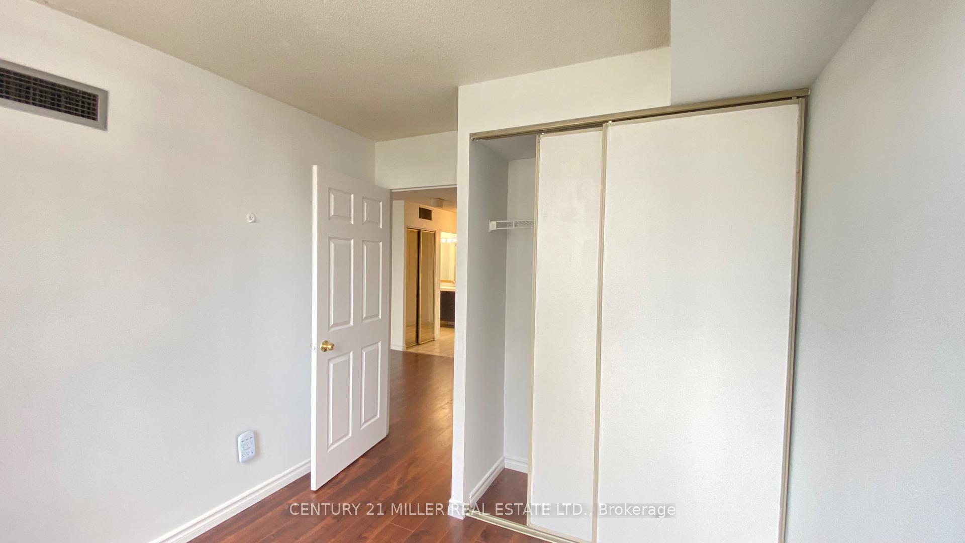 Photo 12 of Unit 1702, 285 Enfield Place, Mississauga, City Centre — HOMEH