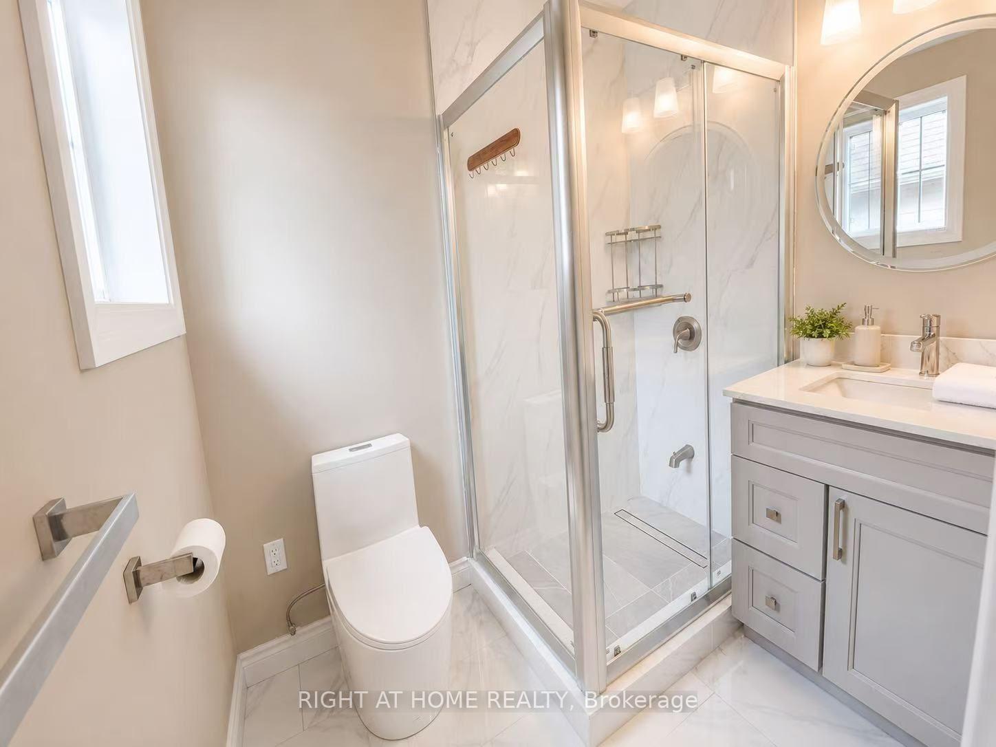 Photo 12 of 882 Kettleridge Street, London, North M — HOMEH
