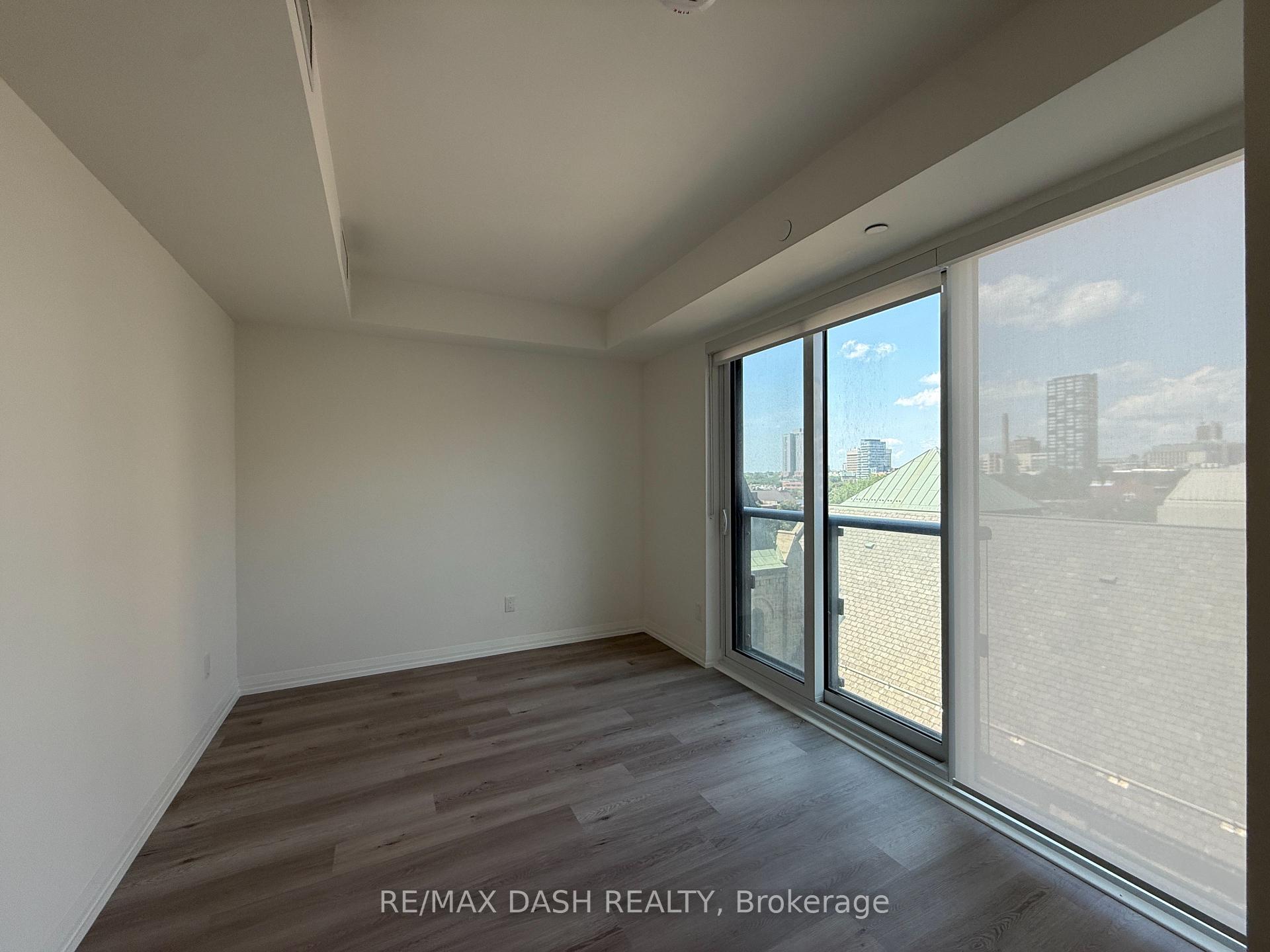 Photo 7 of Unit 712, 280 Dundas Street W, Toronto, University — HOMEH