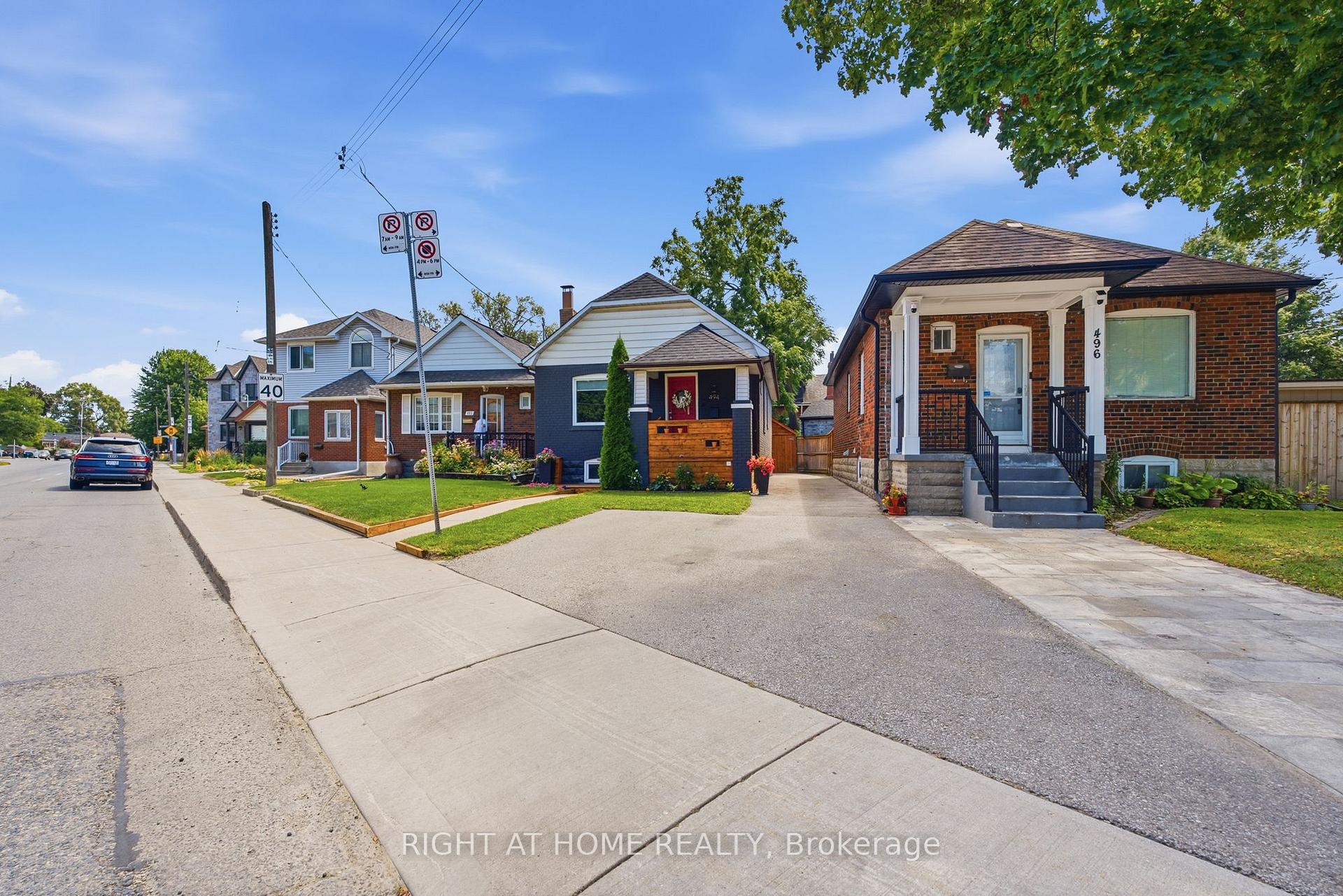 Photo 4 of 494 Donlands Avenue, Toronto, East York — HOMEH
