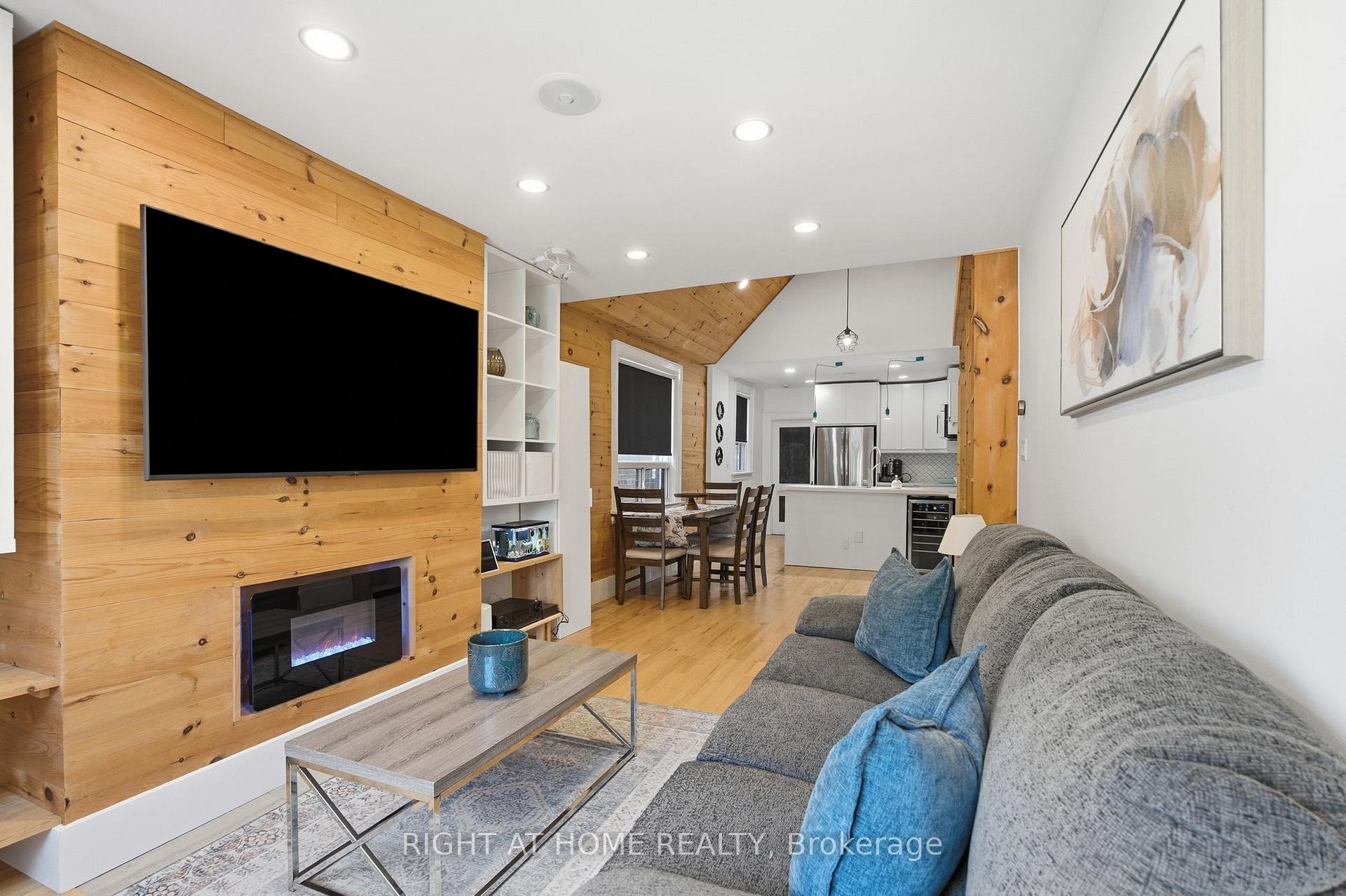 Photo 8 of 494 Donlands Avenue, Toronto, East York — HOMEH