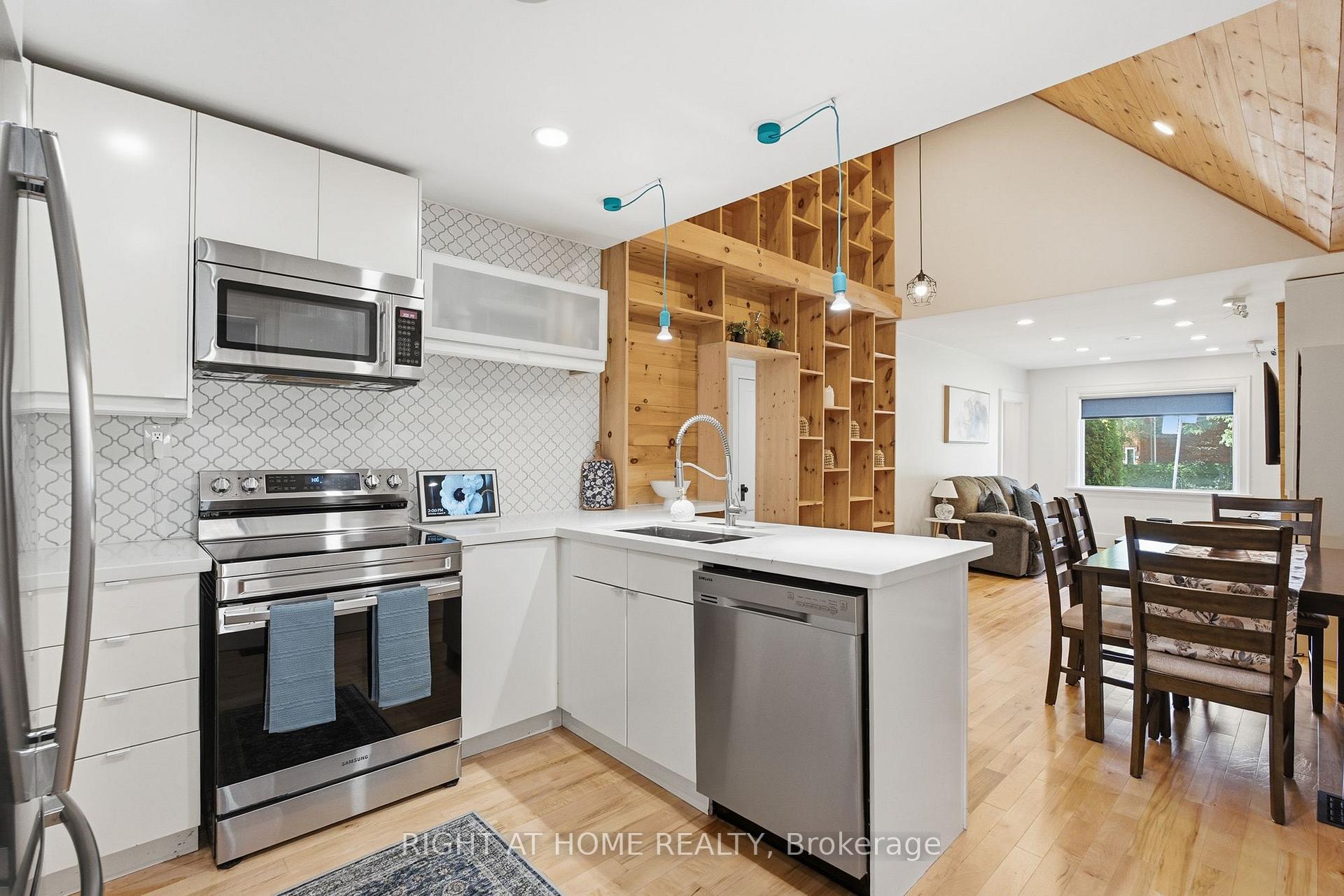 Photo 15 of 494 Donlands Avenue, Toronto, East York — HOMEH