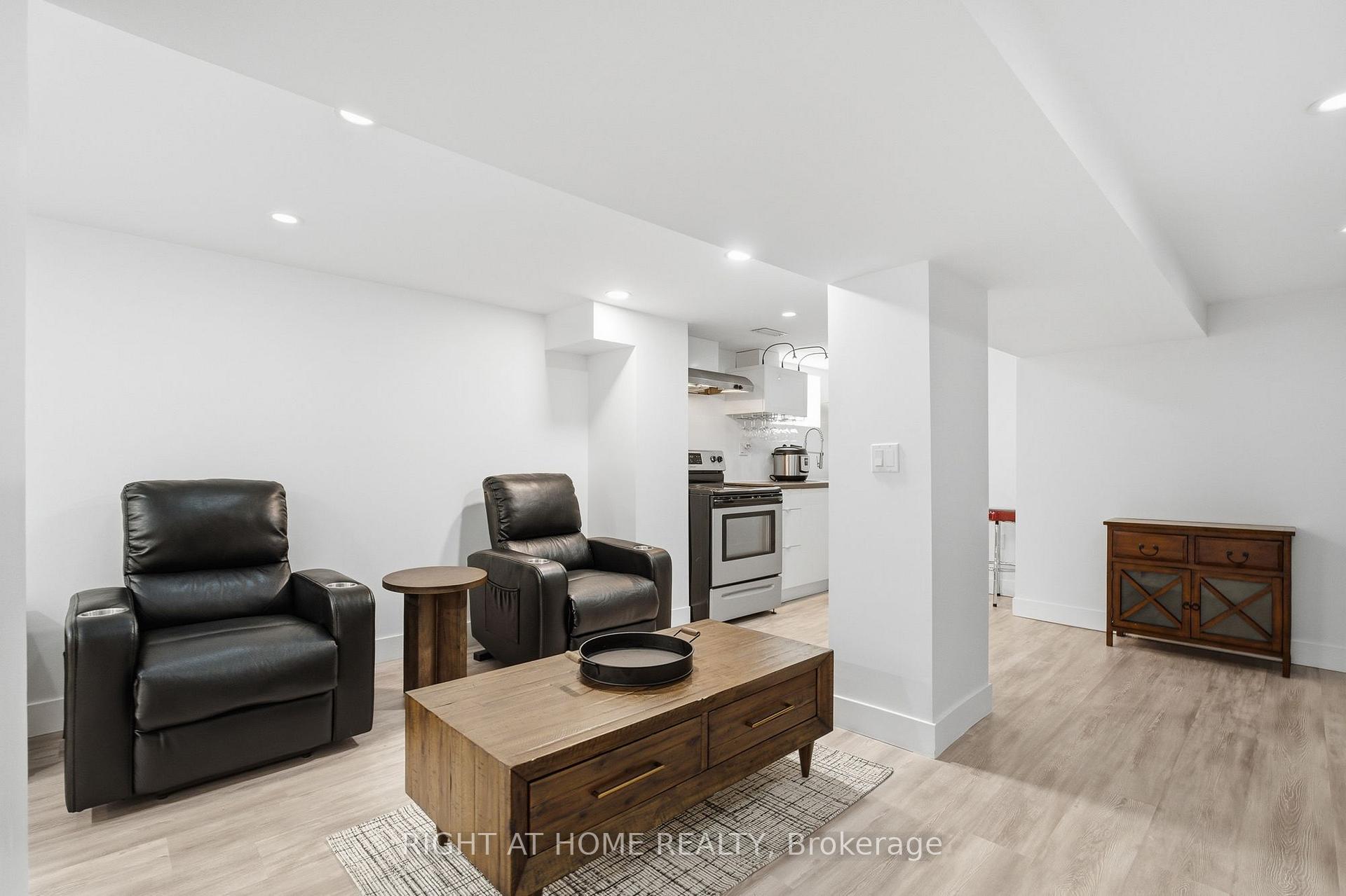 Photo 29 of 494 Donlands Avenue, Toronto, East York — HOMEH