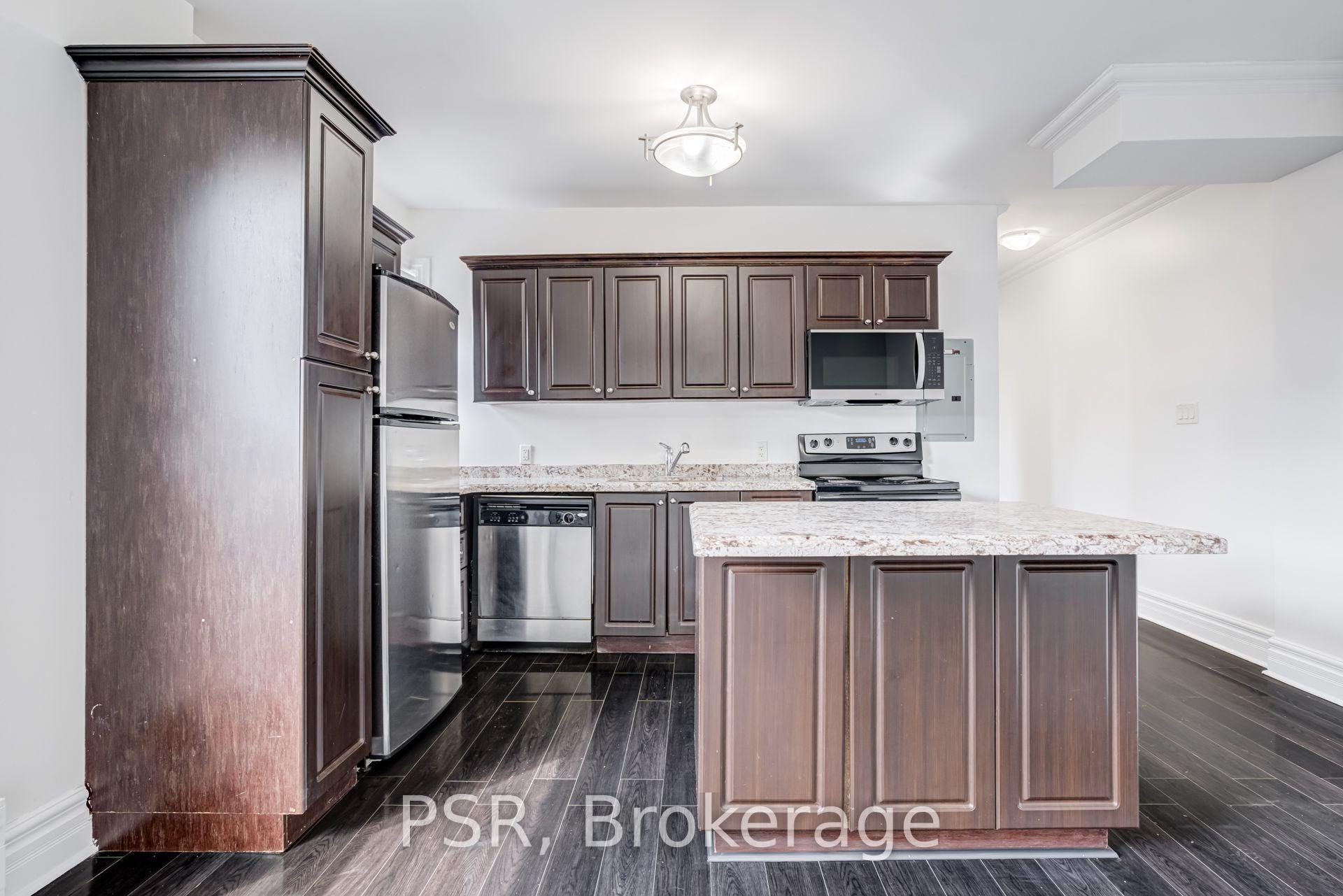 Photo 3 of Unit 4, 2 Craighurst Avenue, Toronto, Lawrence Park North — HOMEH