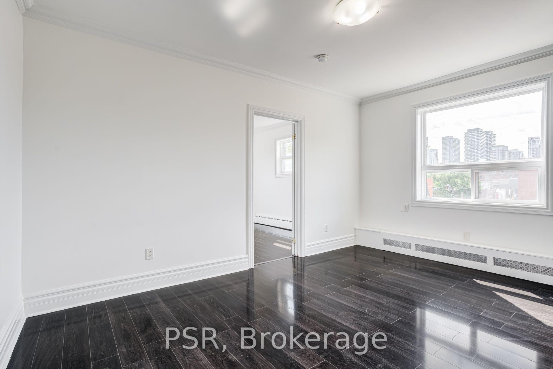 Photo 6 of Unit 4, 2 Craighurst Avenue, Toronto, Lawrence Park North — HOMEH
