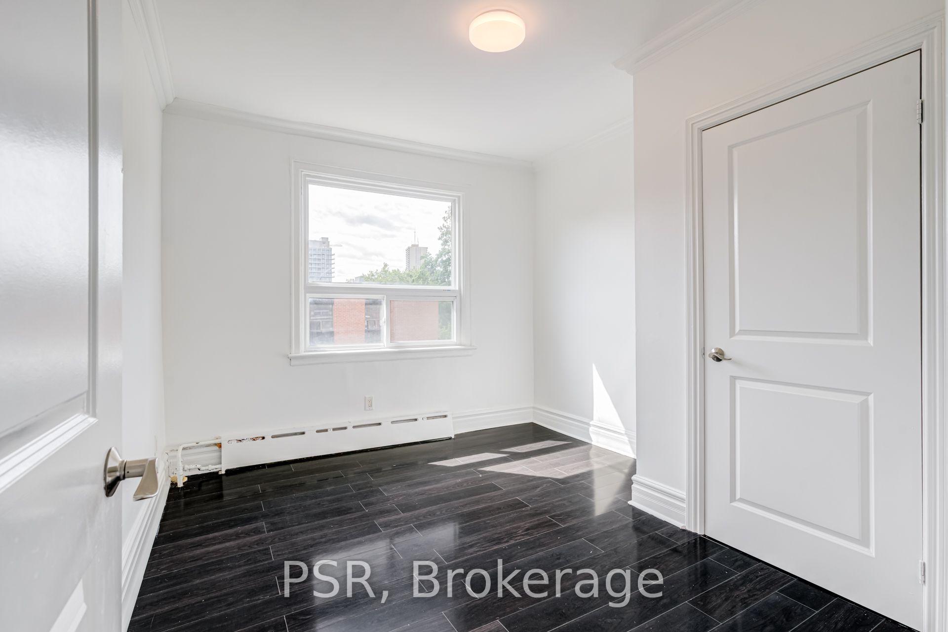 Photo 12 of Unit 4, 2 Craighurst Avenue, Toronto, Lawrence Park North — HOMEH