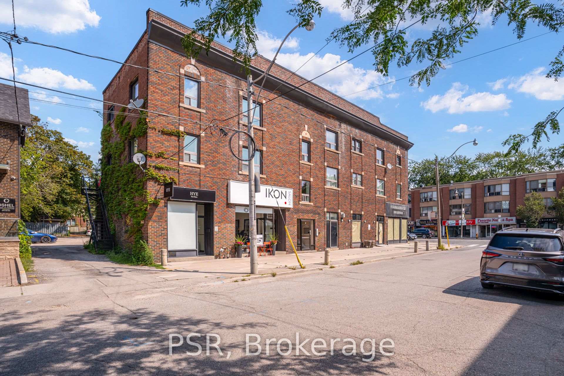 Photo 20 of Unit 4, 2 Craighurst Avenue, Toronto, Lawrence Park North — HOMEH