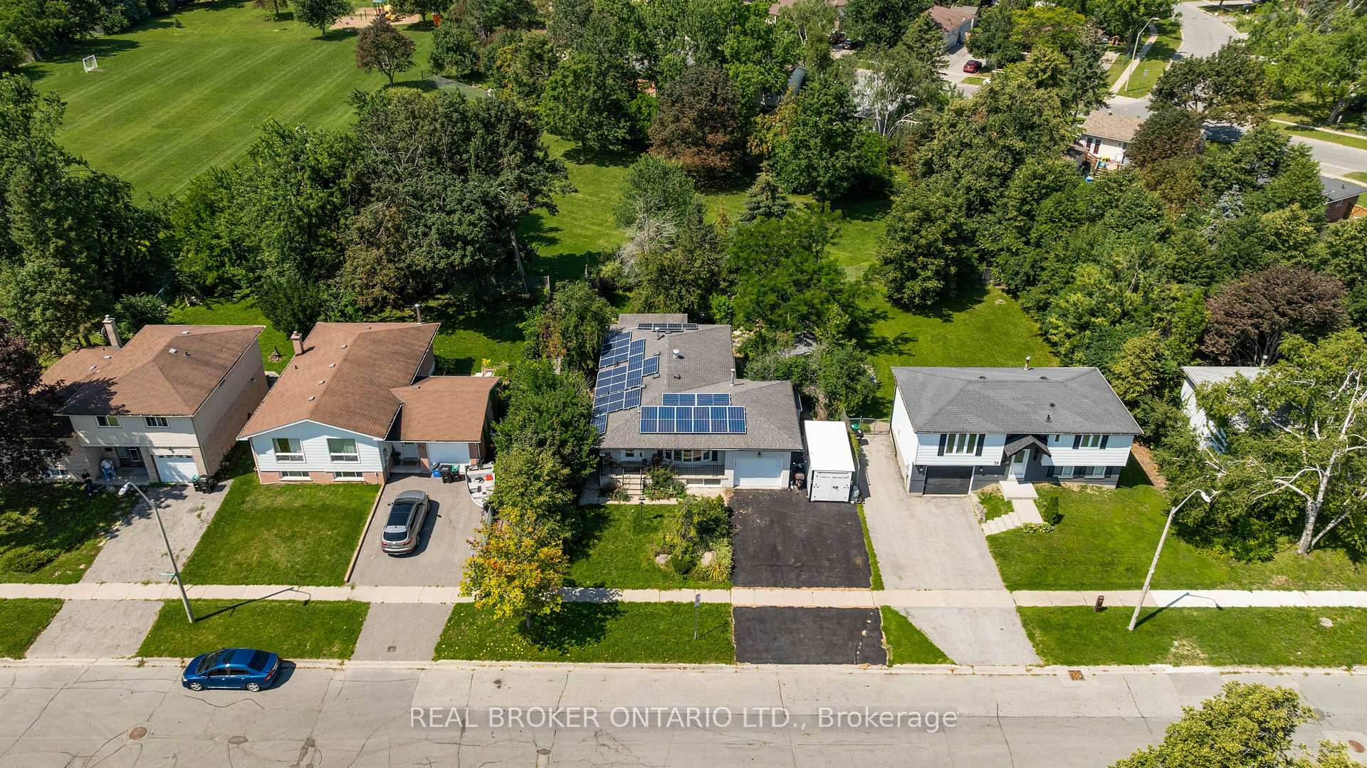 Photo 2 of 61 Bernick Drive, Barrie, Grove East — HOMEH