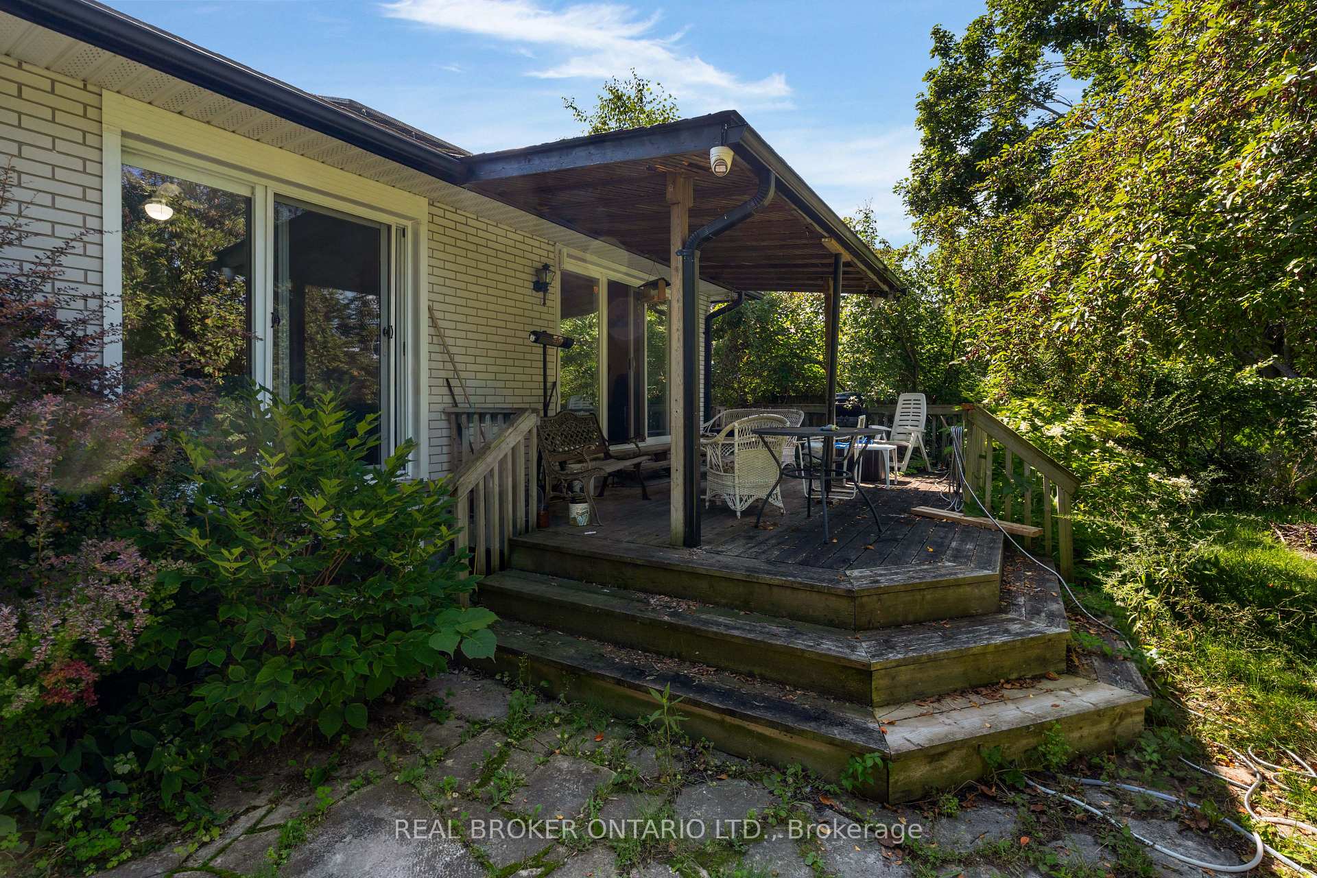 Photo 29 of 61 Bernick Drive, Barrie, Grove East — HOMEH