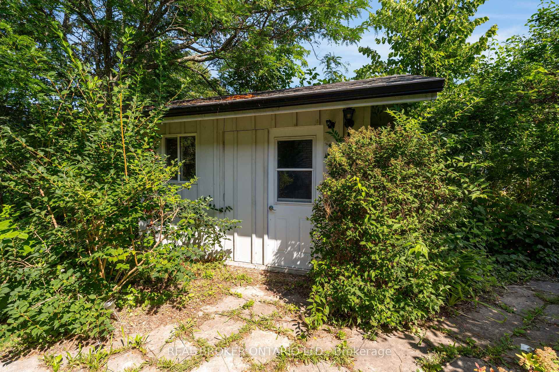 Photo 32 of 61 Bernick Drive, Barrie, Grove East — HOMEH