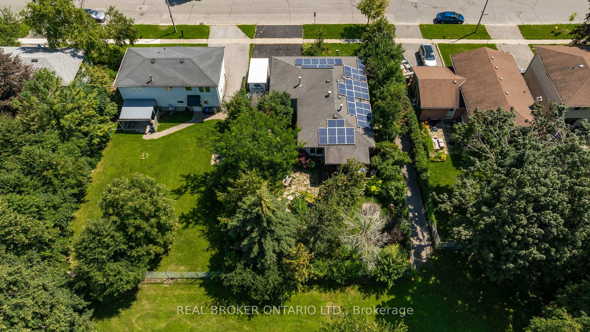 Photo 47 of 61 Bernick Drive, Barrie, Grove East — HOMEH