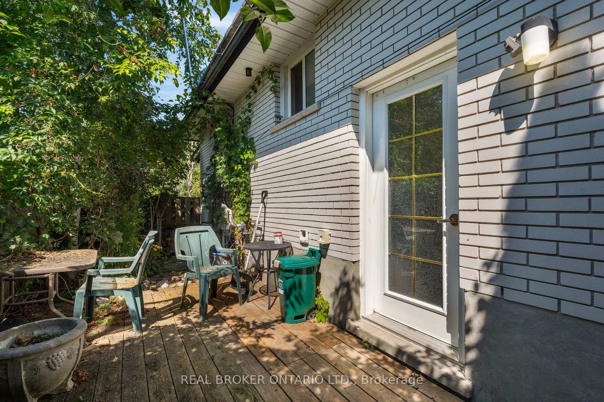 Photo 33 of 61 Bernick Drive, Barrie, Grove East — HOMEH