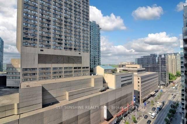 Photo 10 of Unit 1805, 55 Bloor Street E, Toronto, Church-Yonge Corridor — HOMEH