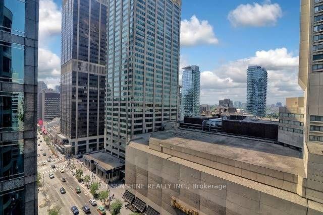 Photo 11 of Unit 1805, 55 Bloor Street E, Toronto, Church-Yonge Corridor — HOMEH