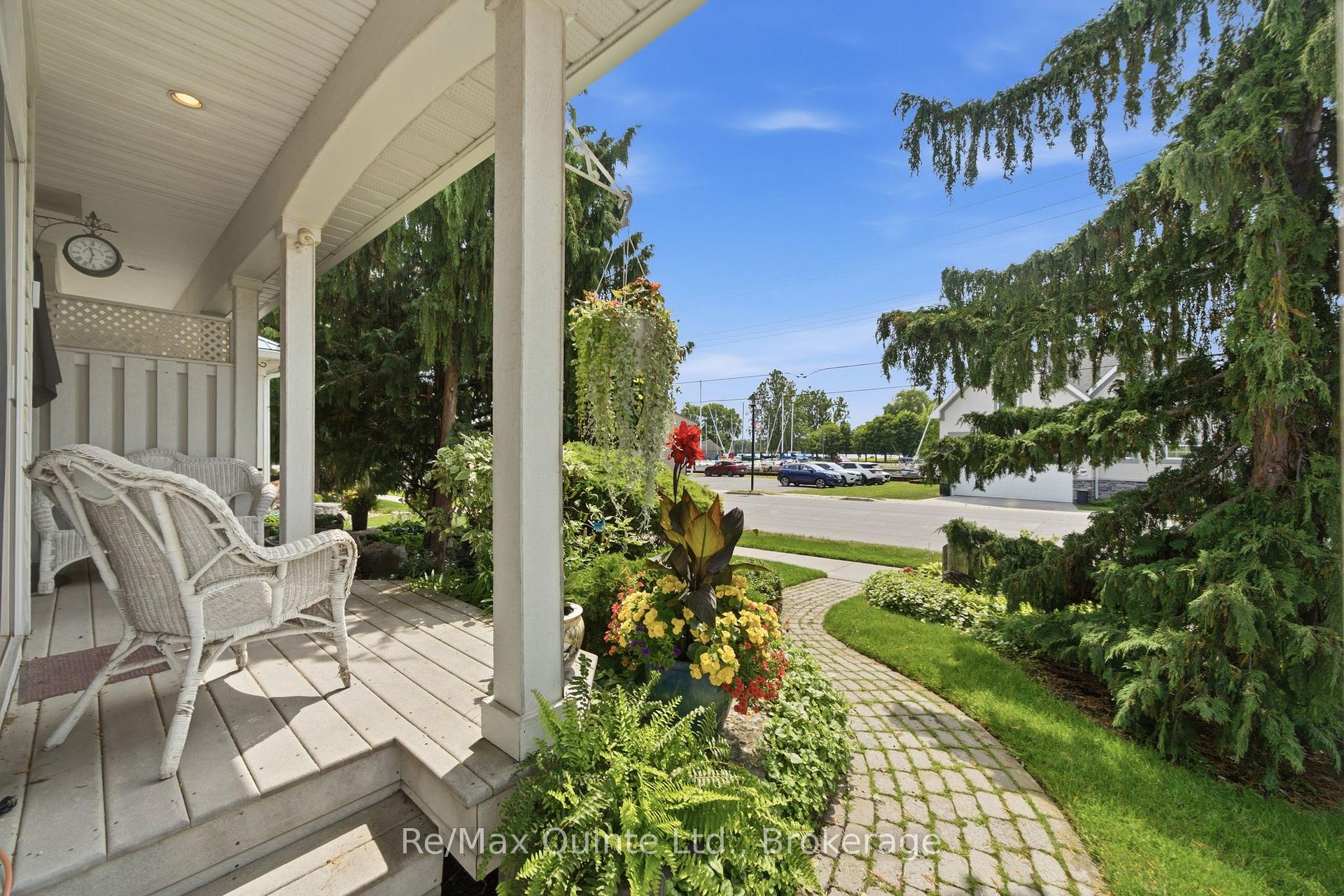 Photo 3 of 86 Pinnacle Street S, Belleville, Belleville Ward — HOMEH