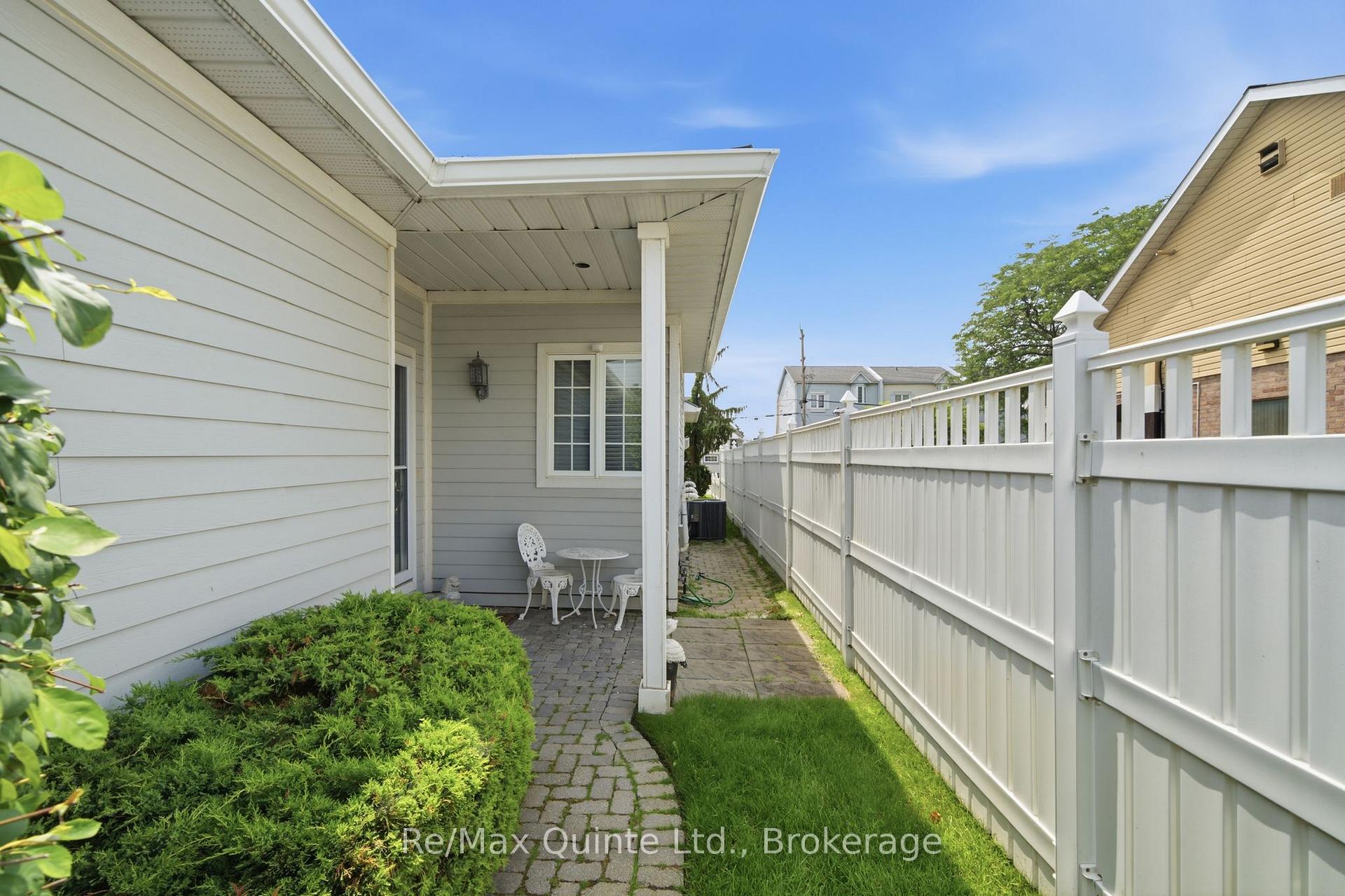 Photo 8 of 86 Pinnacle Street S, Belleville, Belleville Ward — HOMEH
