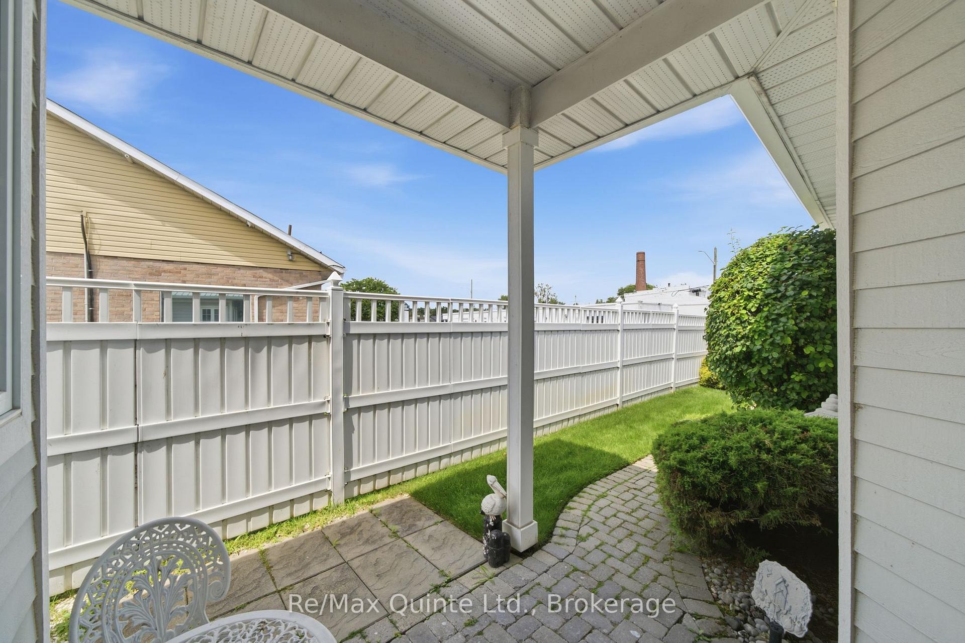 Photo 10 of 86 Pinnacle Street S, Belleville, Belleville Ward — HOMEH