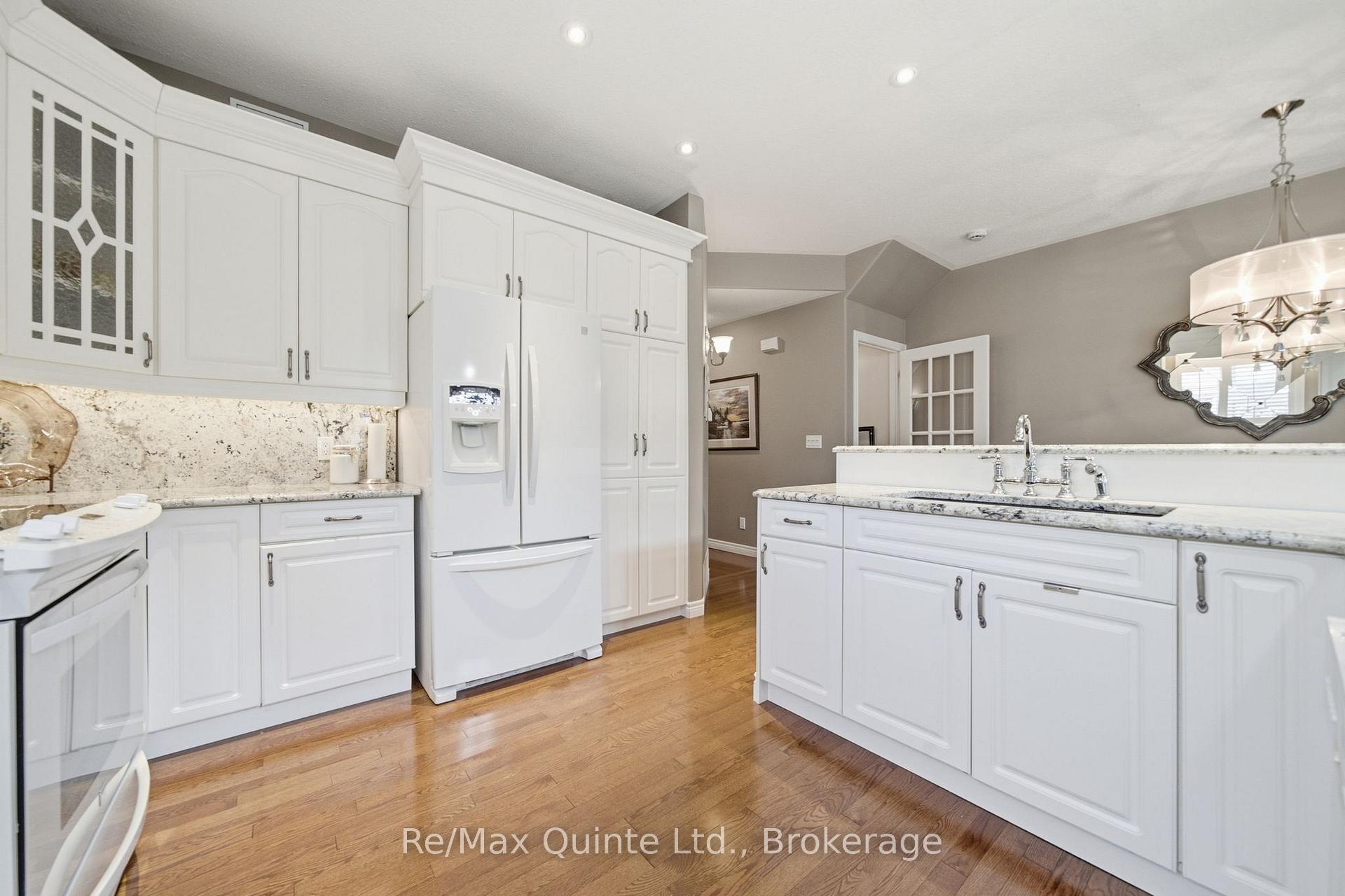 Photo 21 of 86 Pinnacle Street S, Belleville, Belleville Ward — HOMEH