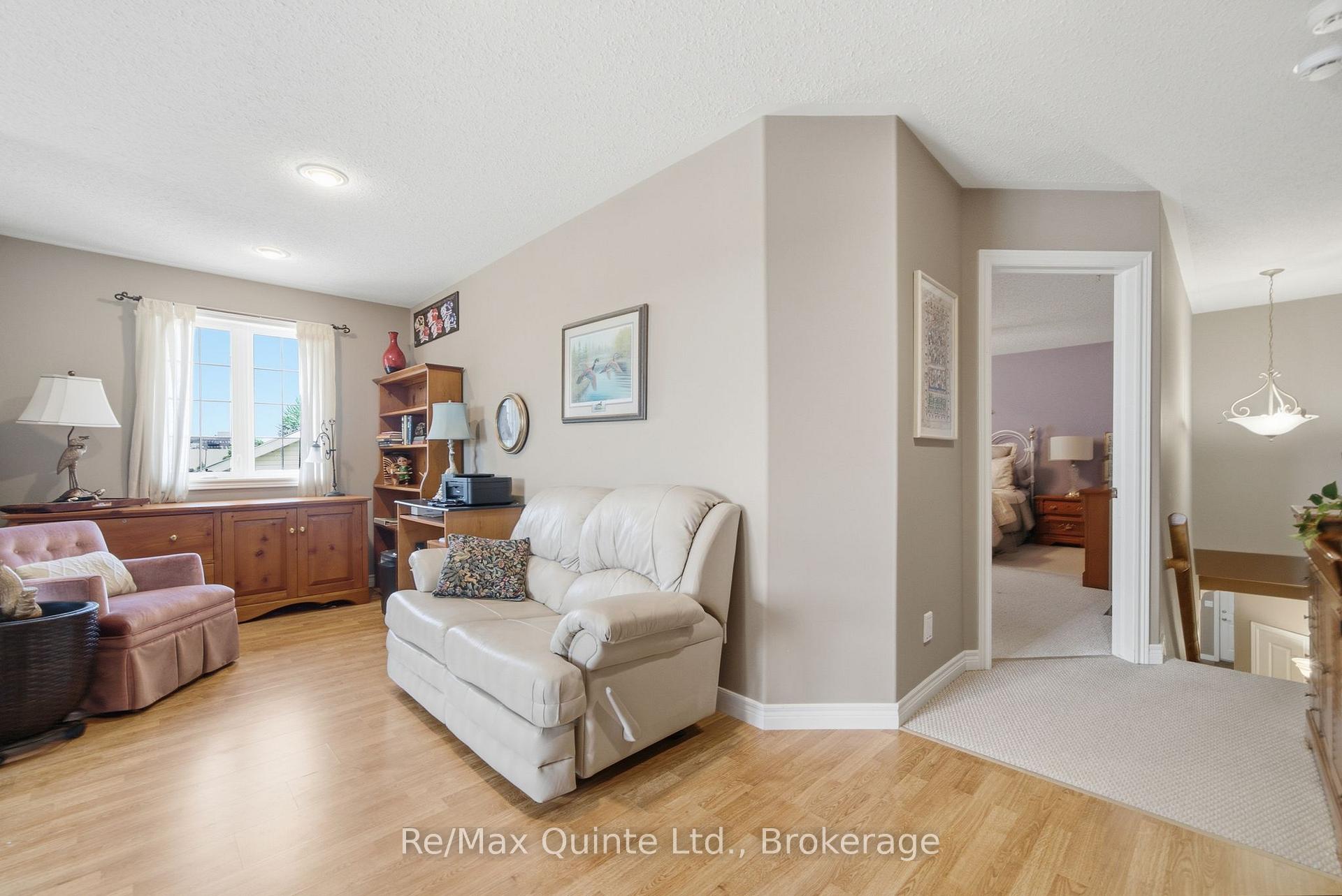 Photo 38 of 86 Pinnacle Street S, Belleville, Belleville Ward — HOMEH