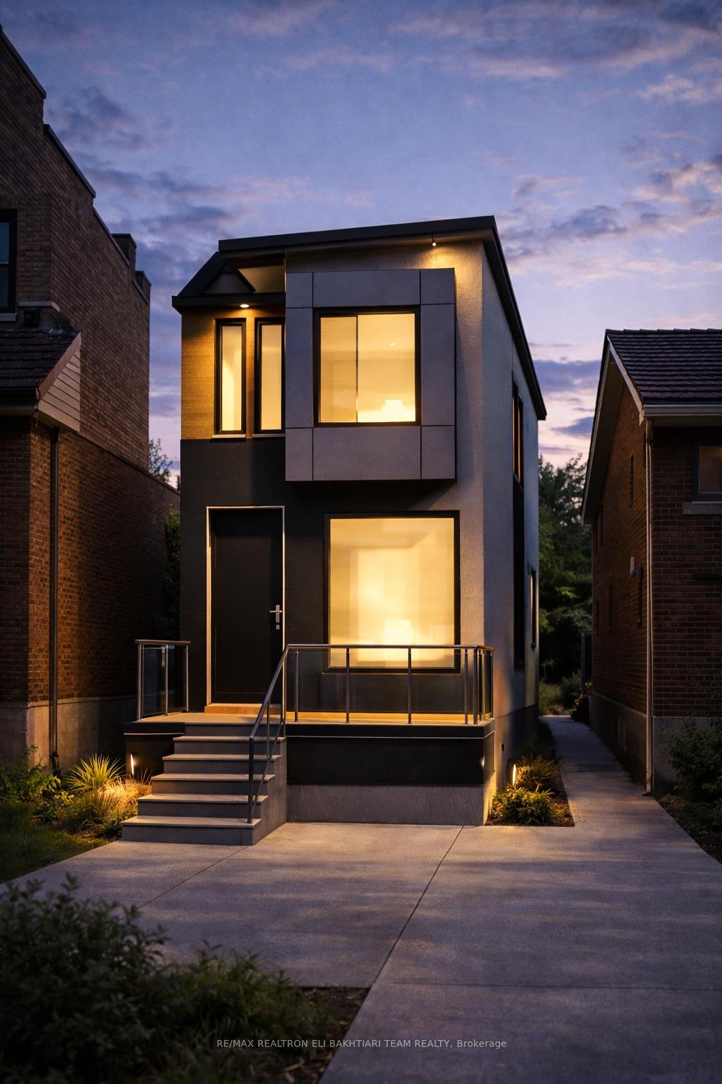 Photo 3 of 233 Robina Avenue, Toronto, Oakwood Village — HOMEH