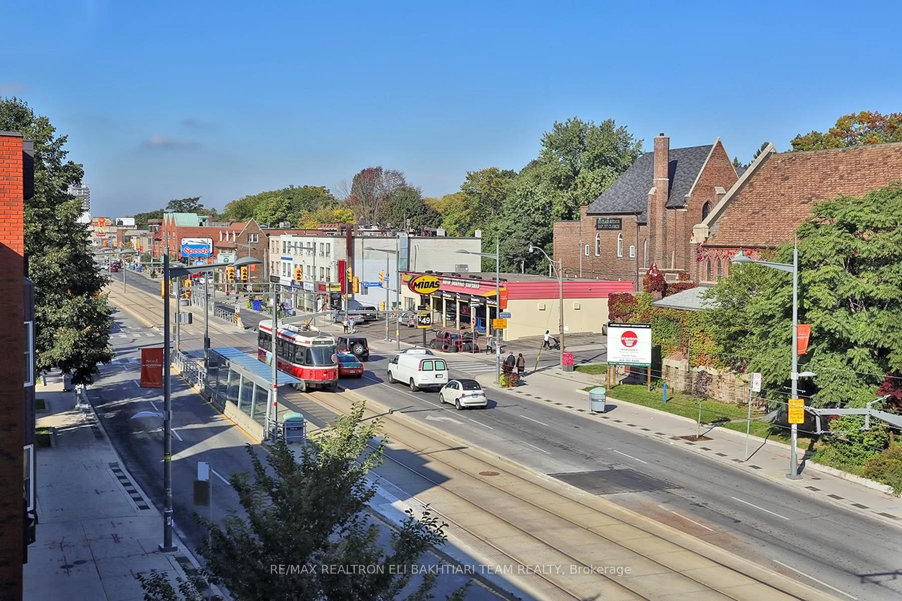 Photo 4 of 233 Robina Avenue, Toronto, Oakwood Village — HOMEH