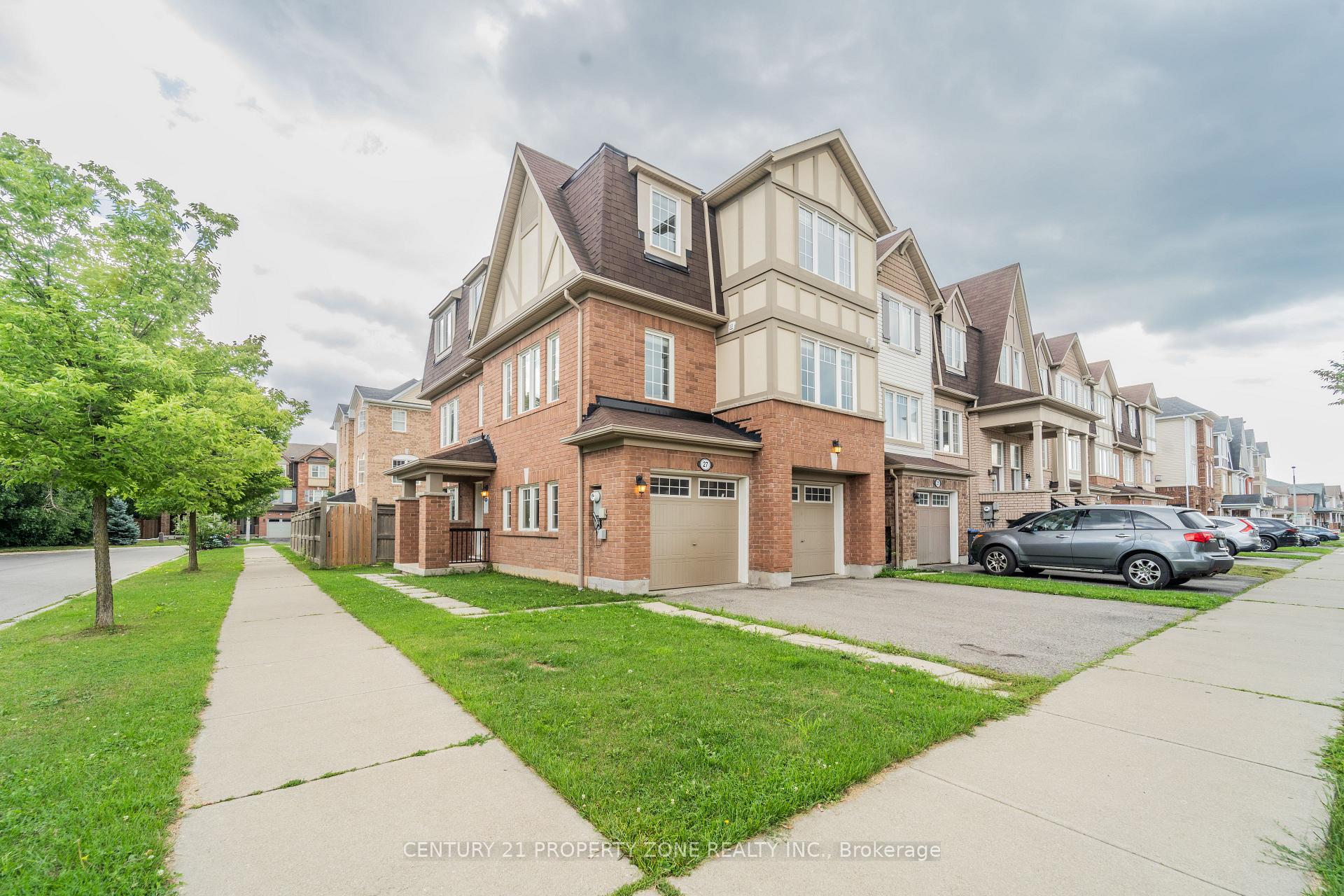 Photo 3 of 27 Midhope Way, Brampton, Fletcher's West — HOMEH