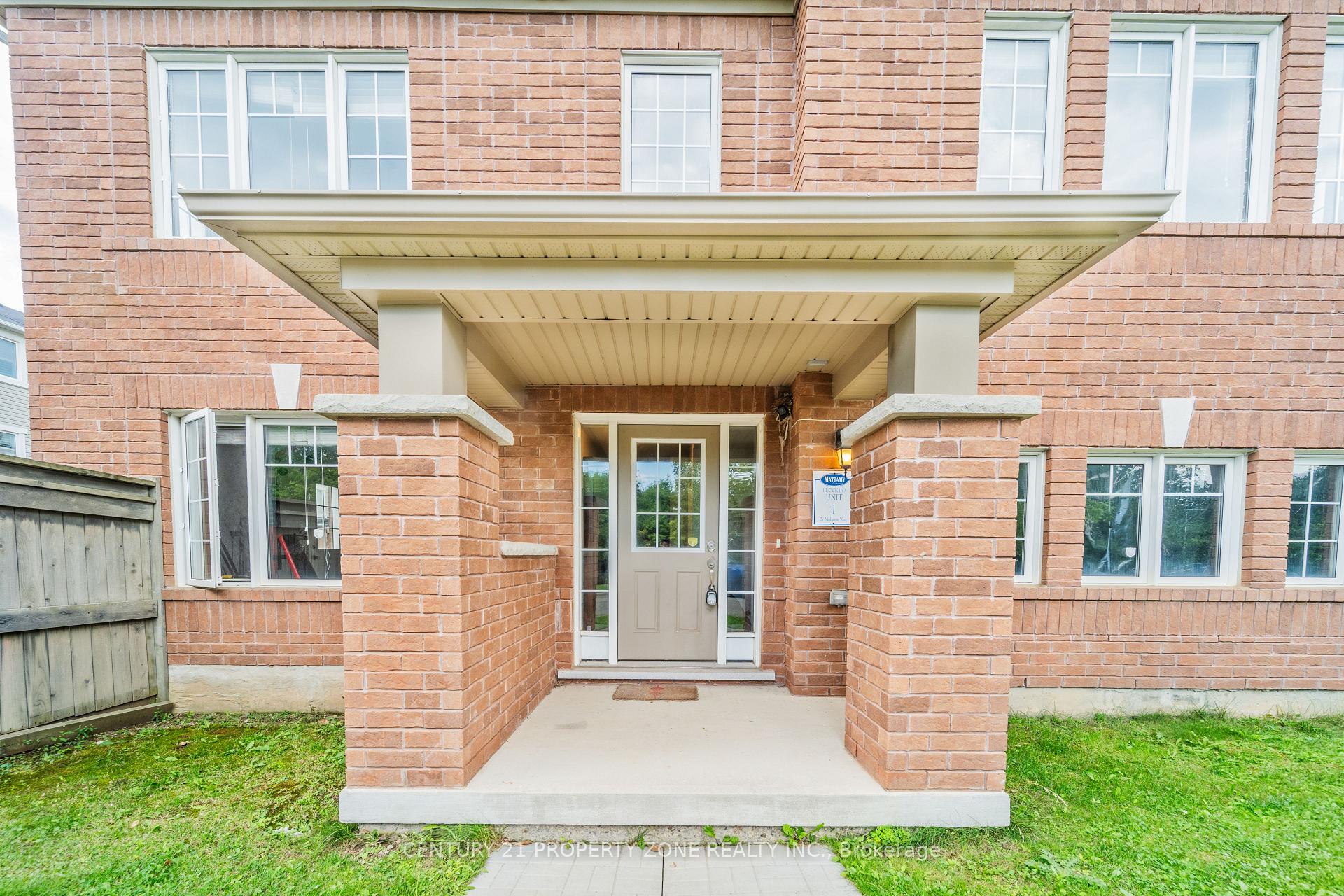 Photo 5 of 27 Midhope Way, Brampton, Fletcher's West — HOMEH