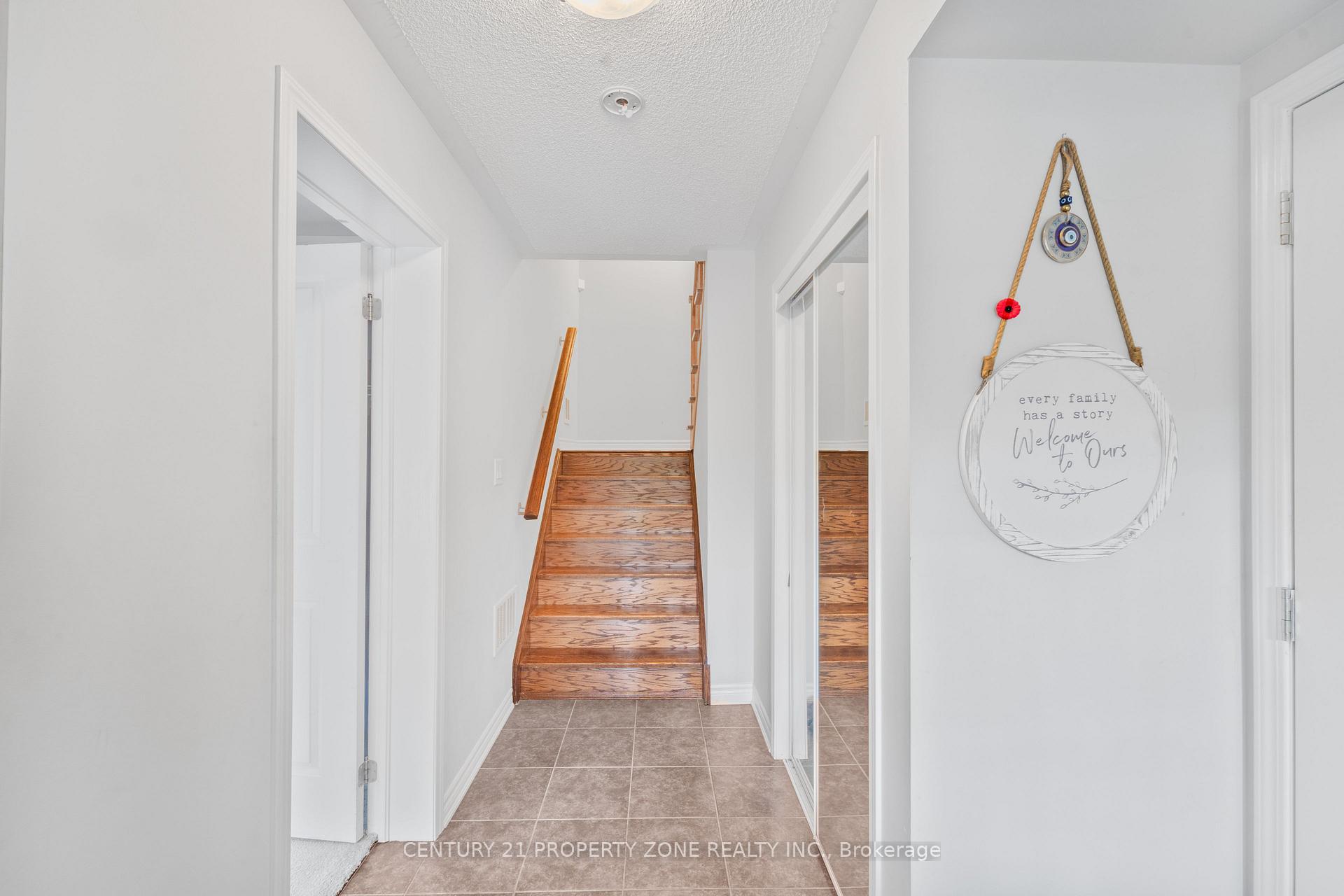 Photo 6 of 27 Midhope Way, Brampton, Fletcher's West — HOMEH