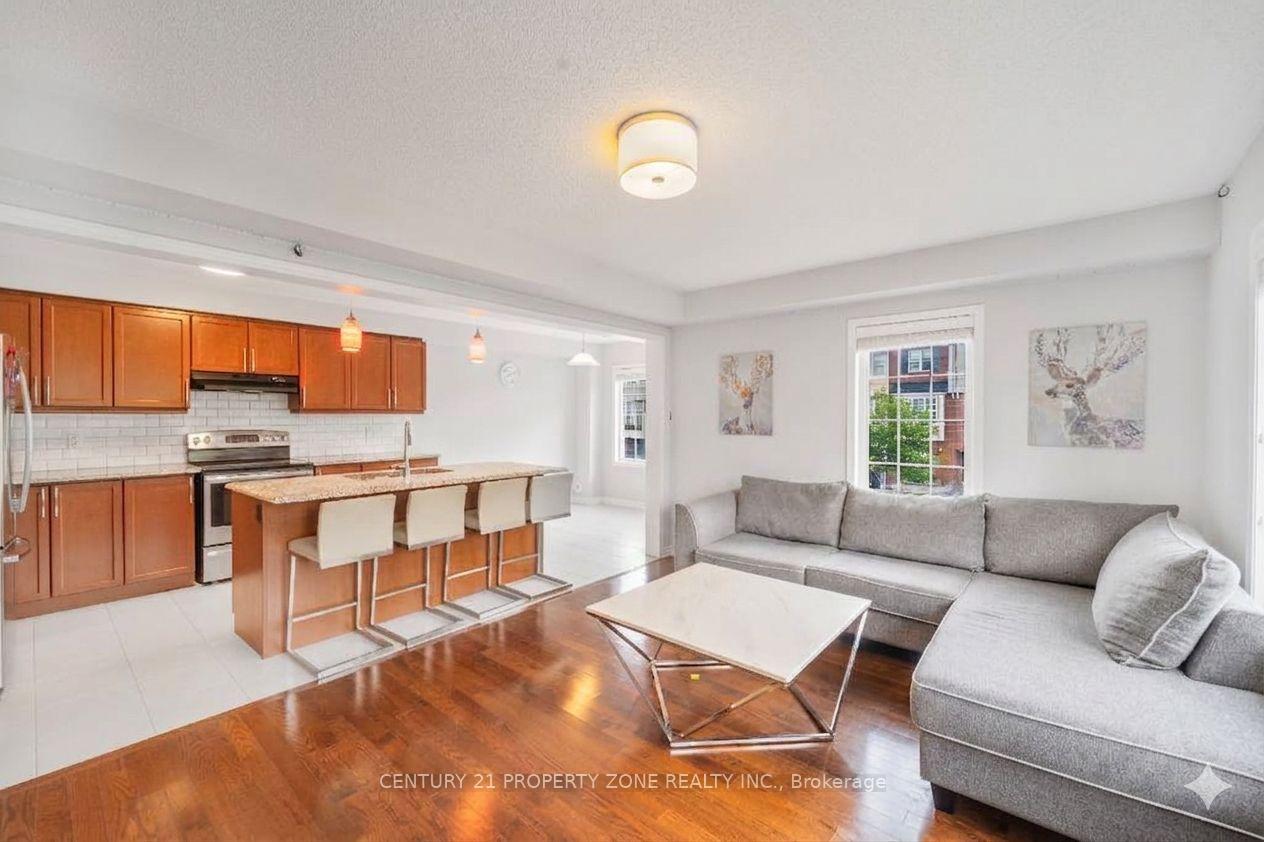 Photo 10 of 27 Midhope Way, Brampton, Fletcher's West — HOMEH