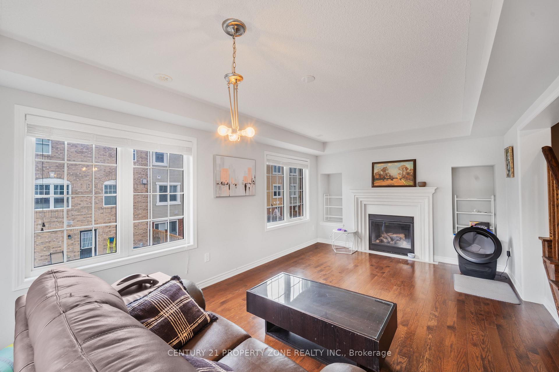 Photo 12 of 27 Midhope Way, Brampton, Fletcher's West — HOMEH