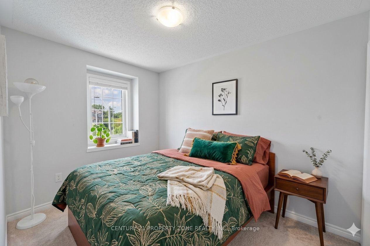 Photo 17 of 27 Midhope Way, Brampton, Fletcher's West — HOMEH