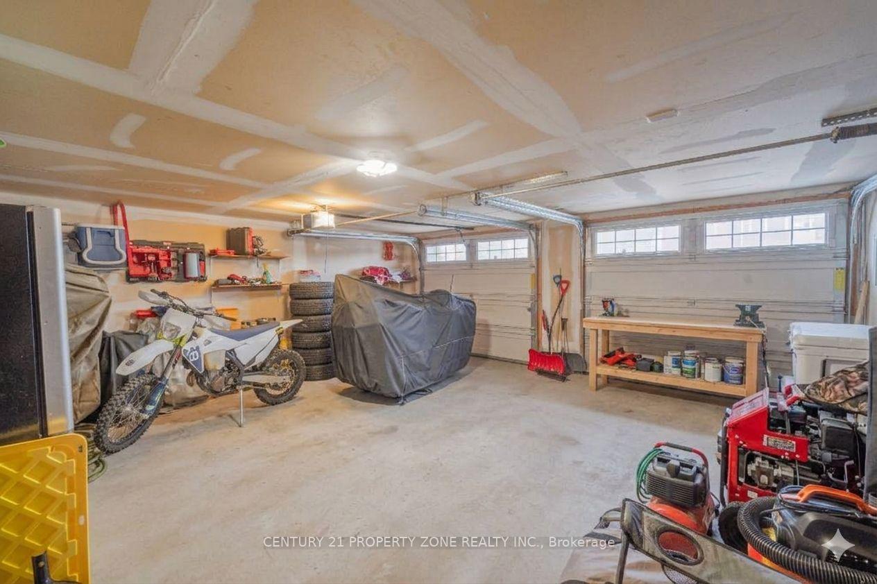 Photo 24 of 27 Midhope Way, Brampton, Fletcher's West — HOMEH