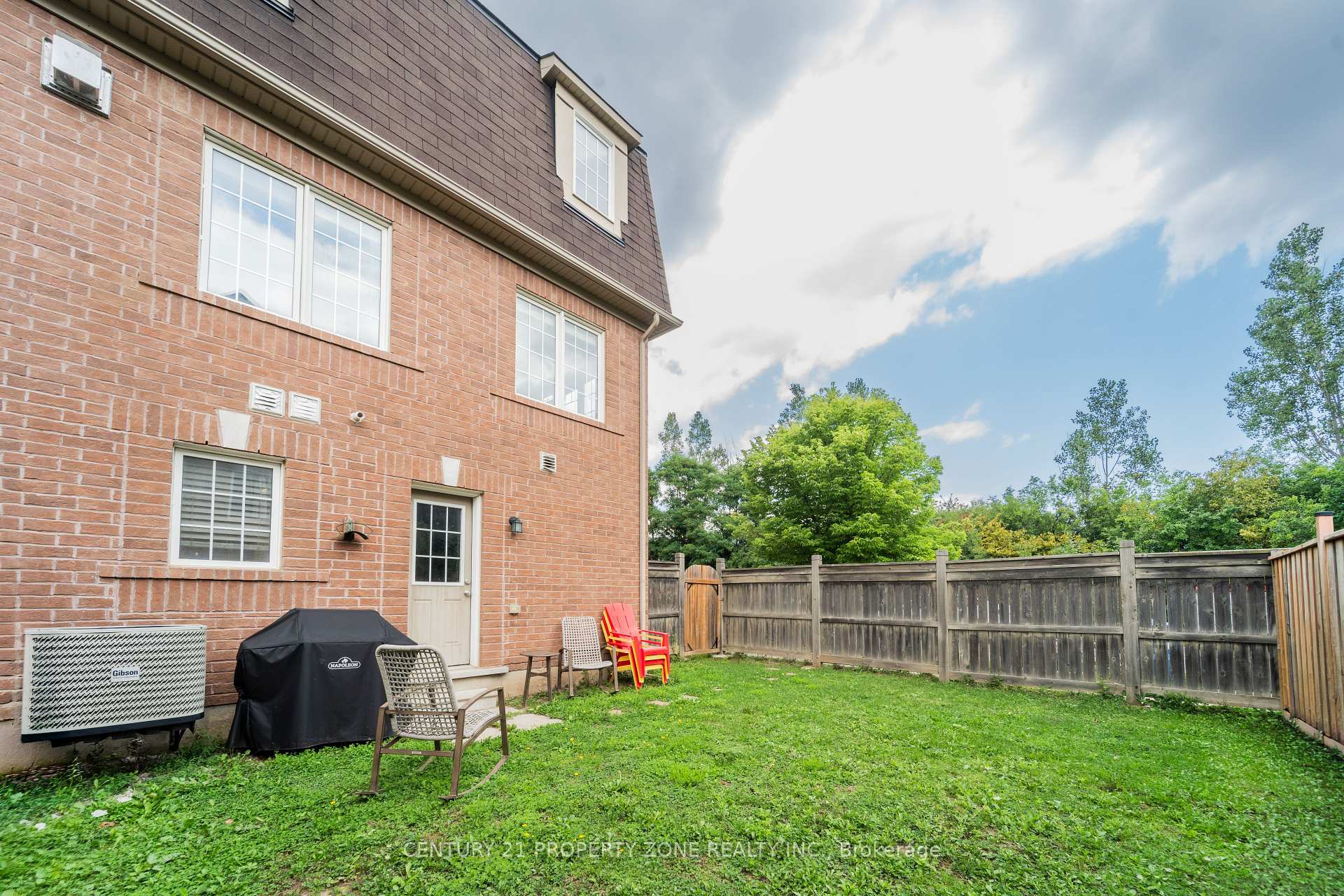 Photo 25 of 27 Midhope Way, Brampton, Fletcher's West — HOMEH