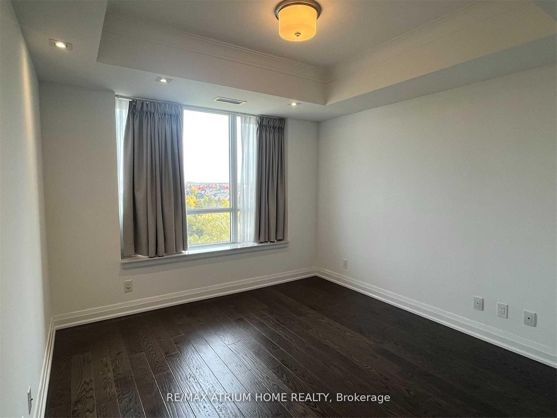 Photo 4 of Unit 711, 15 Stollery Pond Crescent, Markham, Angus Glen — HOMEH