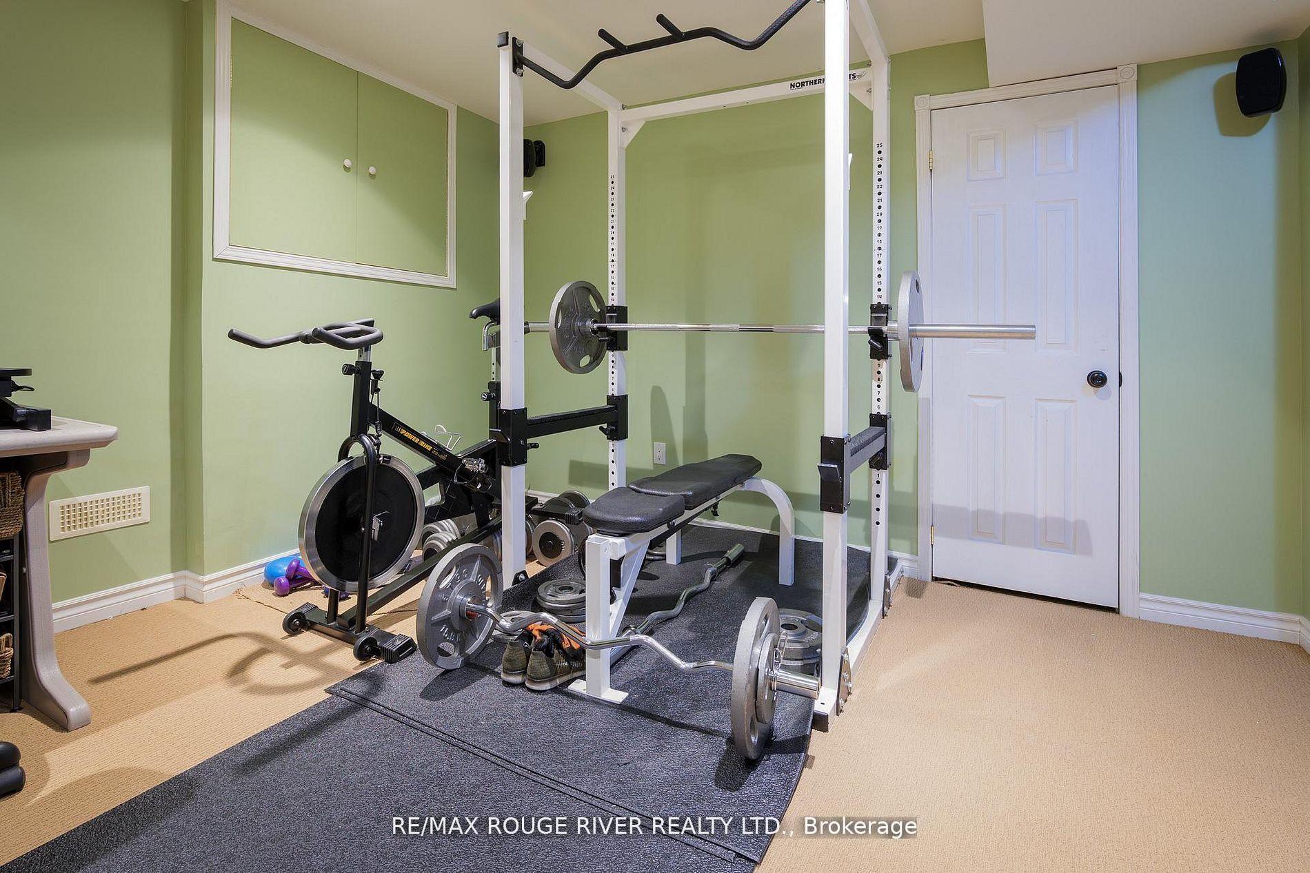 Photo 26 of 433 Woodsmere Crescent, Pickering, Amberlea — HOMEH