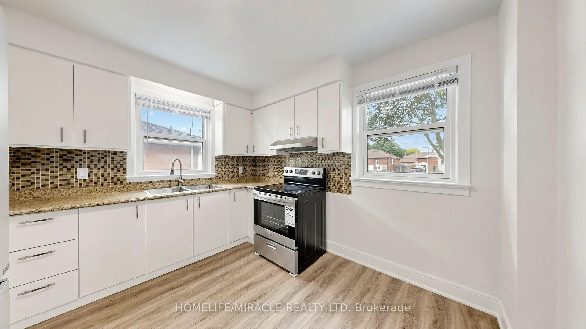 Photo 20 of 623 Olive Avenue, Oshawa, Donevan — HOMEH