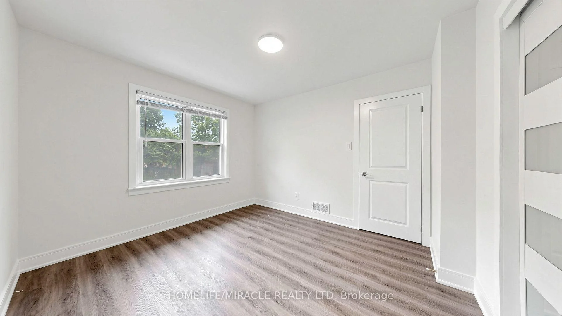 Photo 28 of 623 Olive Avenue, Oshawa, Donevan — HOMEH