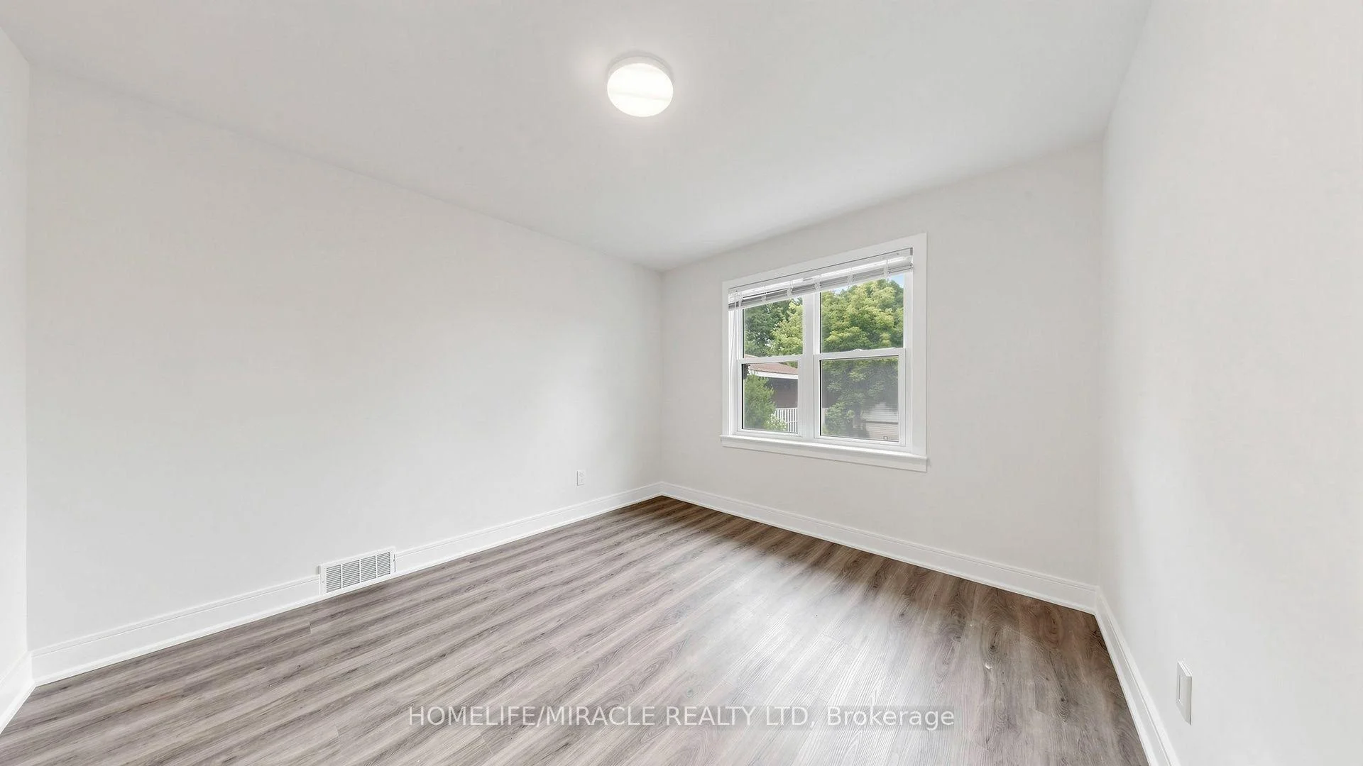 Photo 30 of 623 Olive Avenue, Oshawa, Donevan — HOMEH