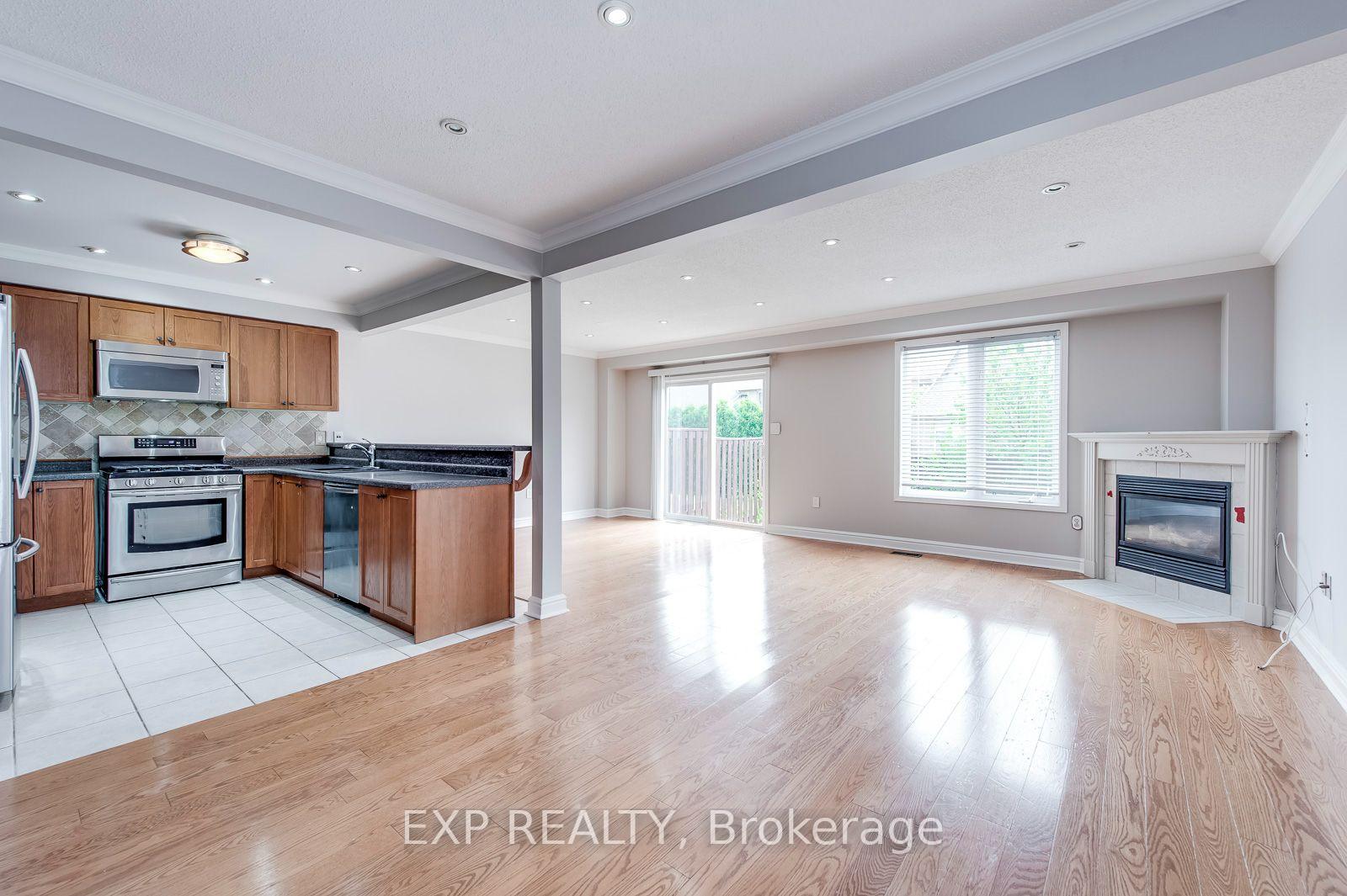 Photo 5 of 2378 Highcroft Road, Oakville, Westmount — HOMEH