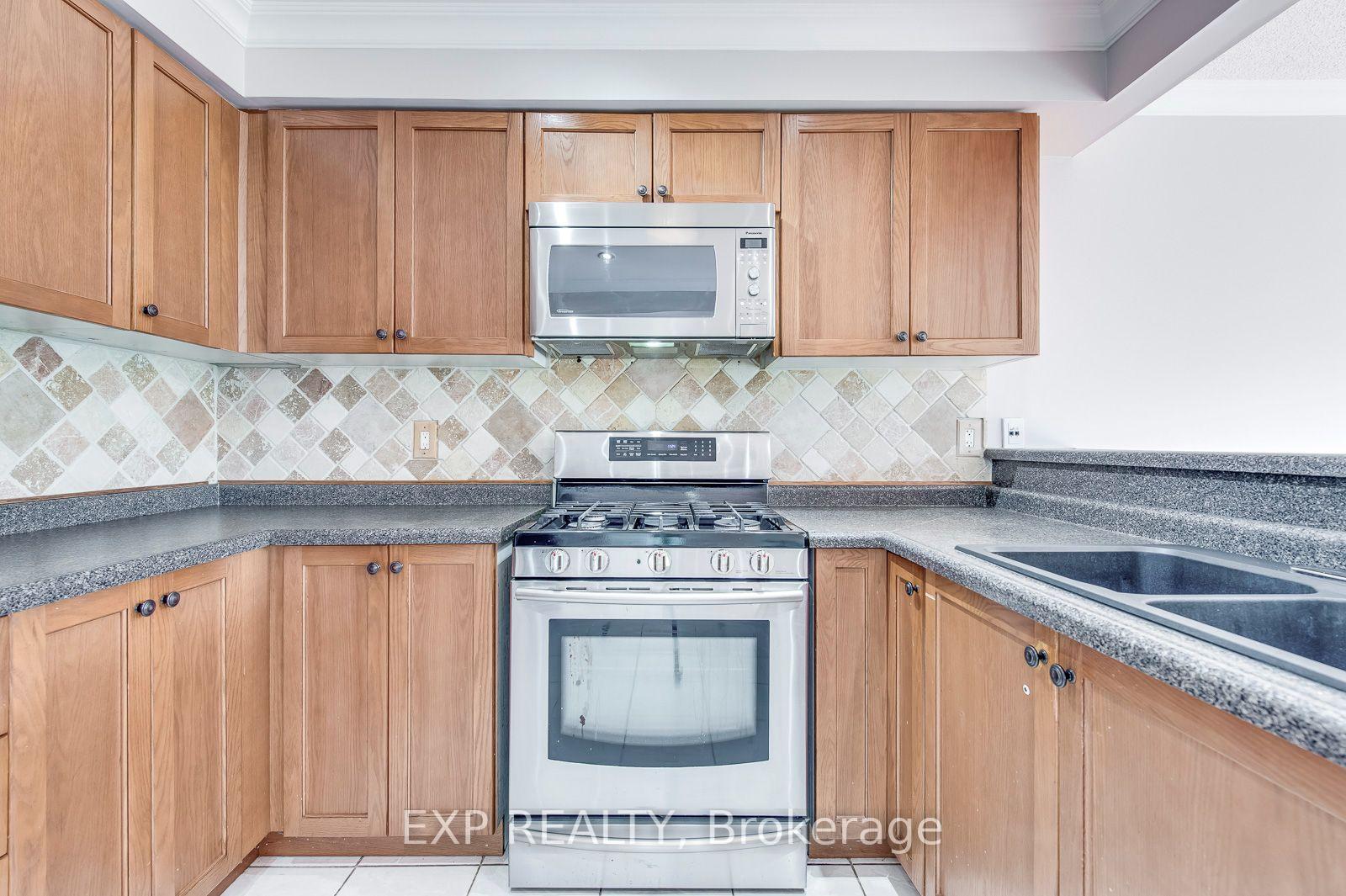 Photo 14 of 2378 Highcroft Road, Oakville, Westmount — HOMEH
