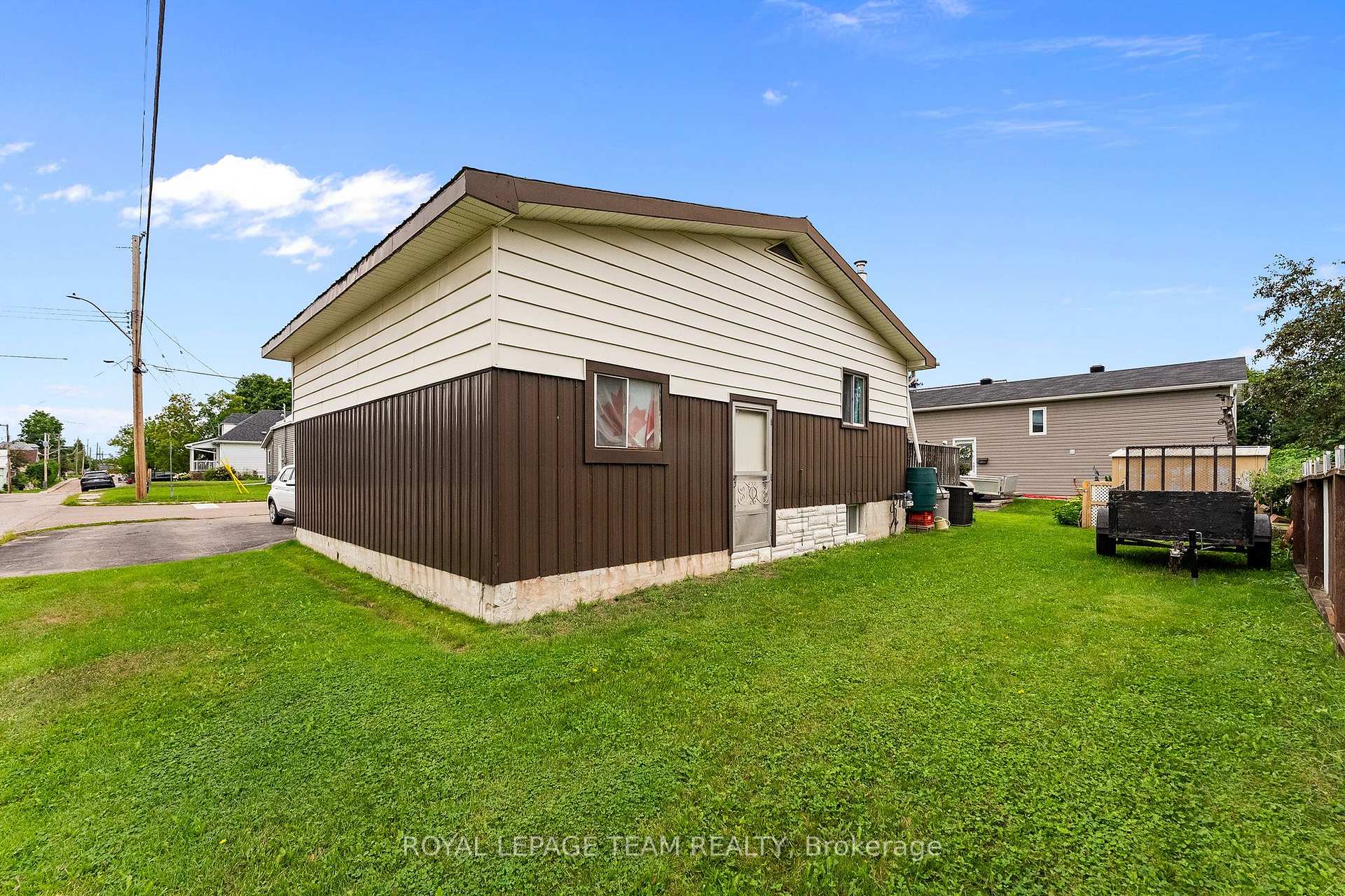 Photo 31 of 80 Bank Street S, Renfrew, Renfrew — HOMEH