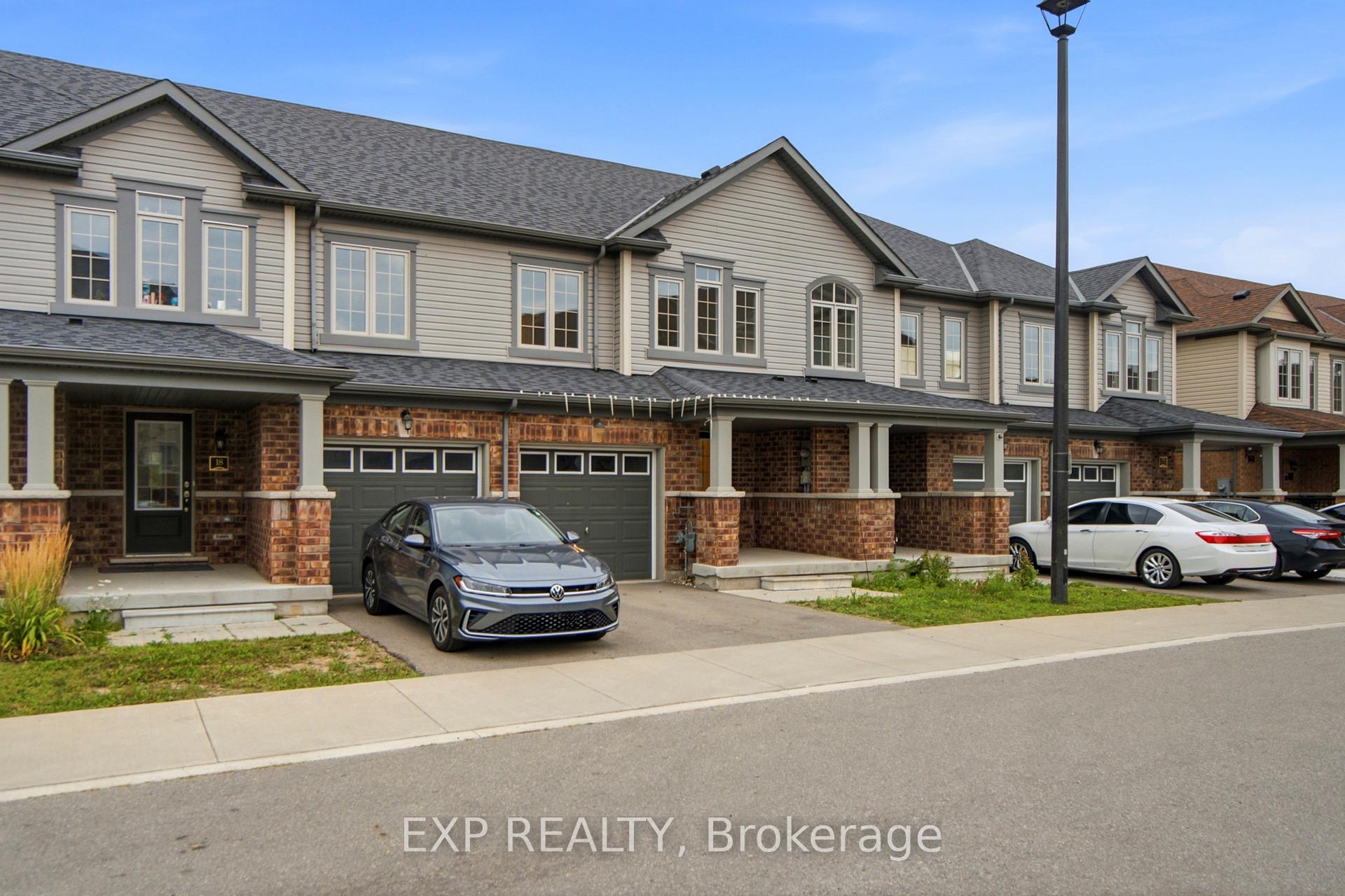 Photo 3 of Unit 19, 755 Linden Drive, Cambridge, Preston Heights — HOMEH
