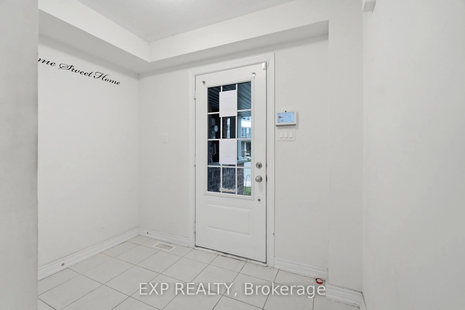 Photo 10 of Unit 19, 755 Linden Drive, Cambridge, Preston Heights — HOMEH