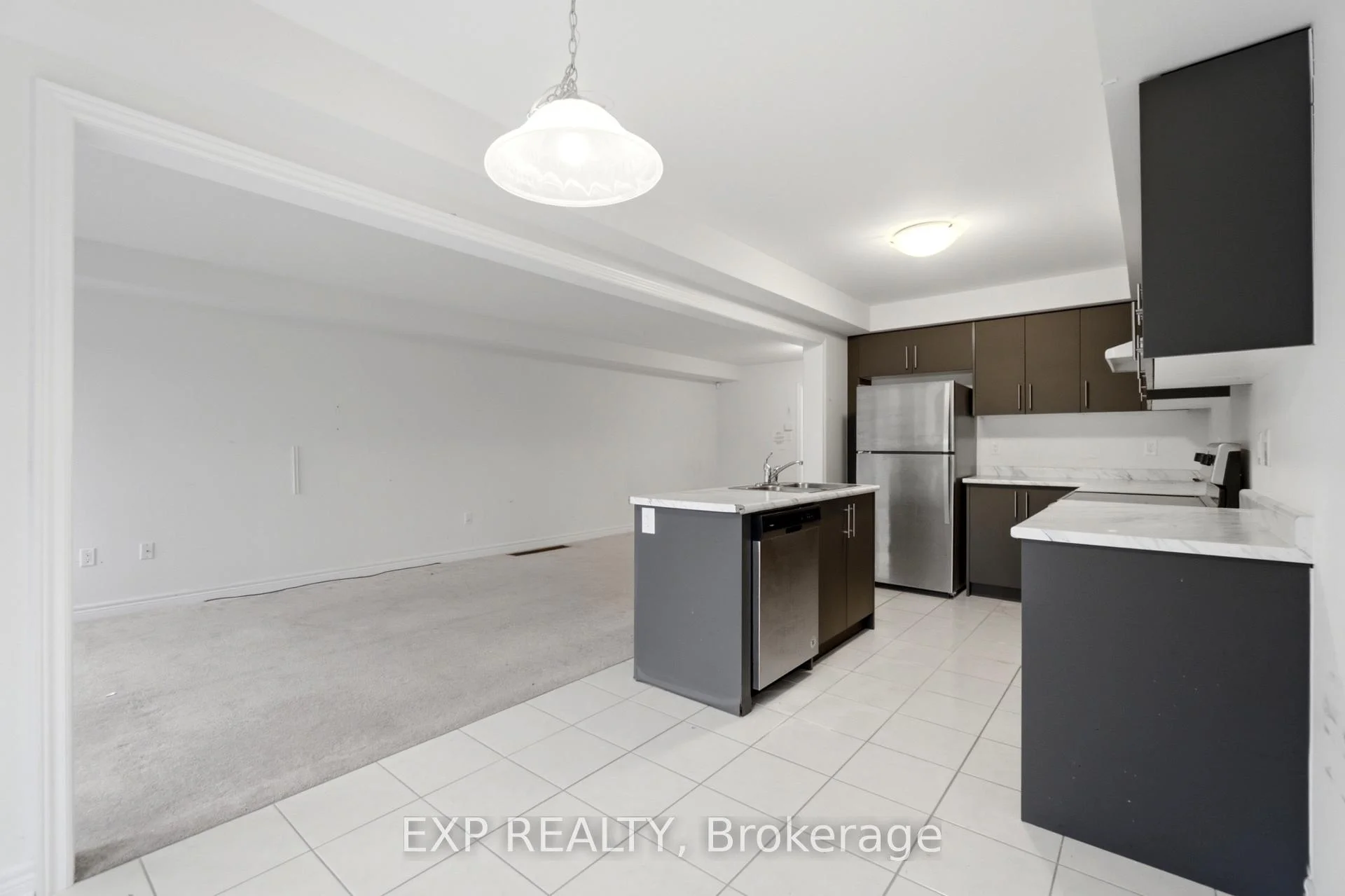 Photo 16 of Unit 19, 755 Linden Drive, Cambridge, Preston Heights — HOMEH