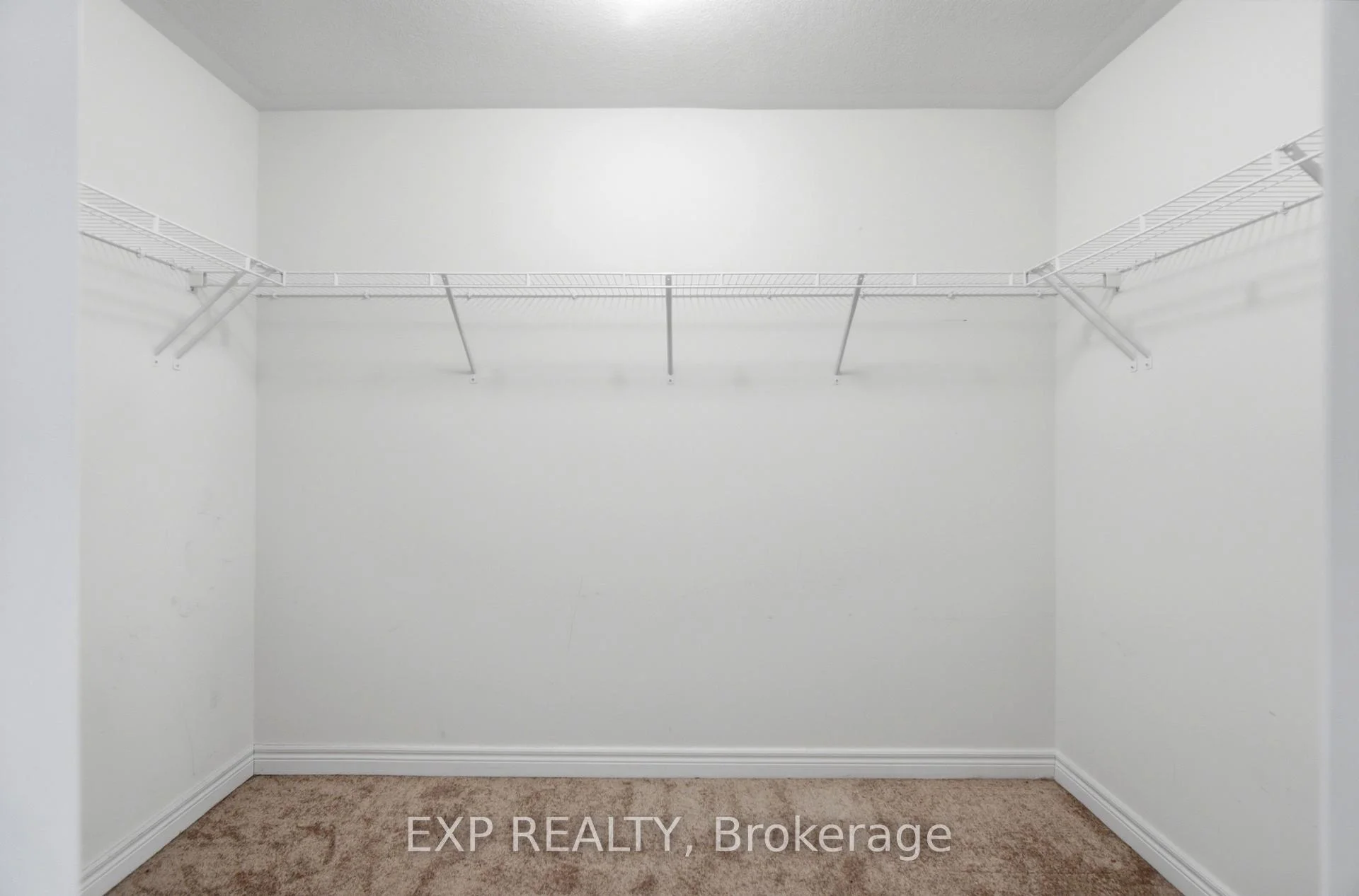 Photo 32 of Unit 19, 755 Linden Drive, Cambridge, Preston Heights — HOMEH