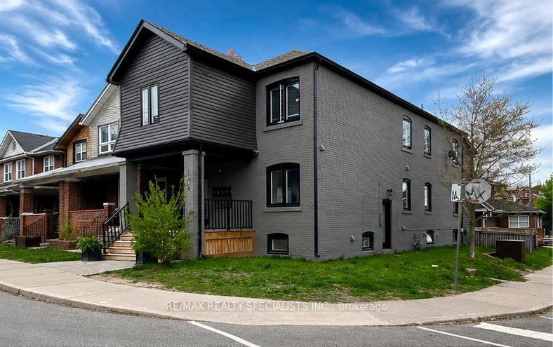 Photo of 1659 Gerrard Street E