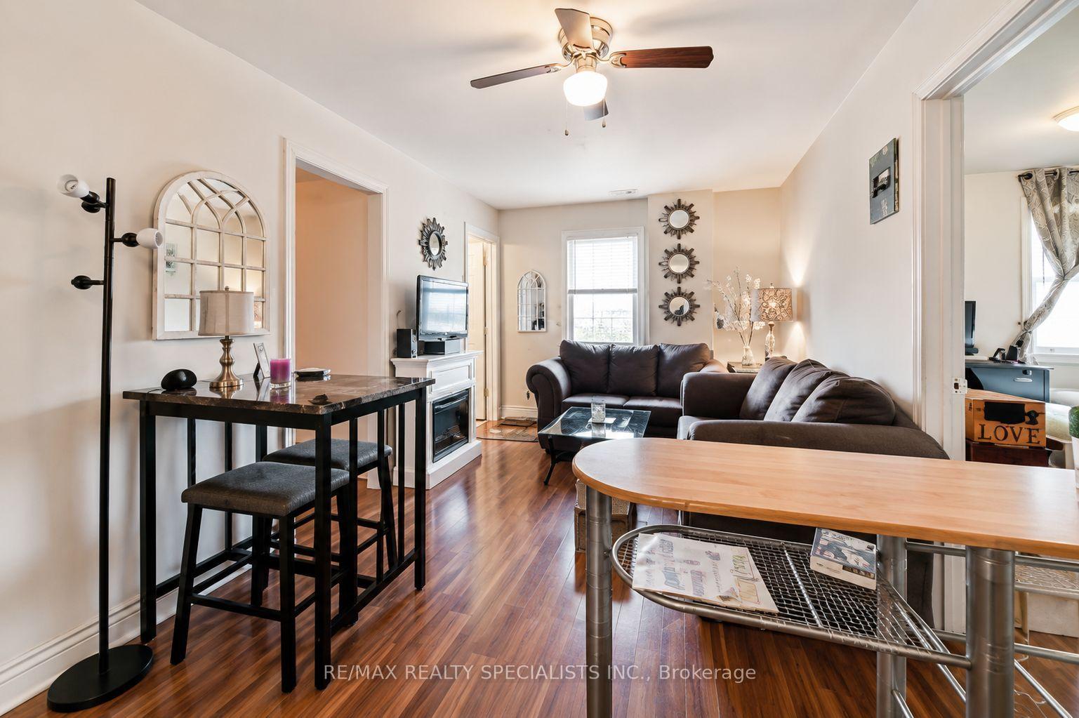 Photo 23 of 1659 Gerrard Street E, Toronto, Woodbine Corridor — HOMEH